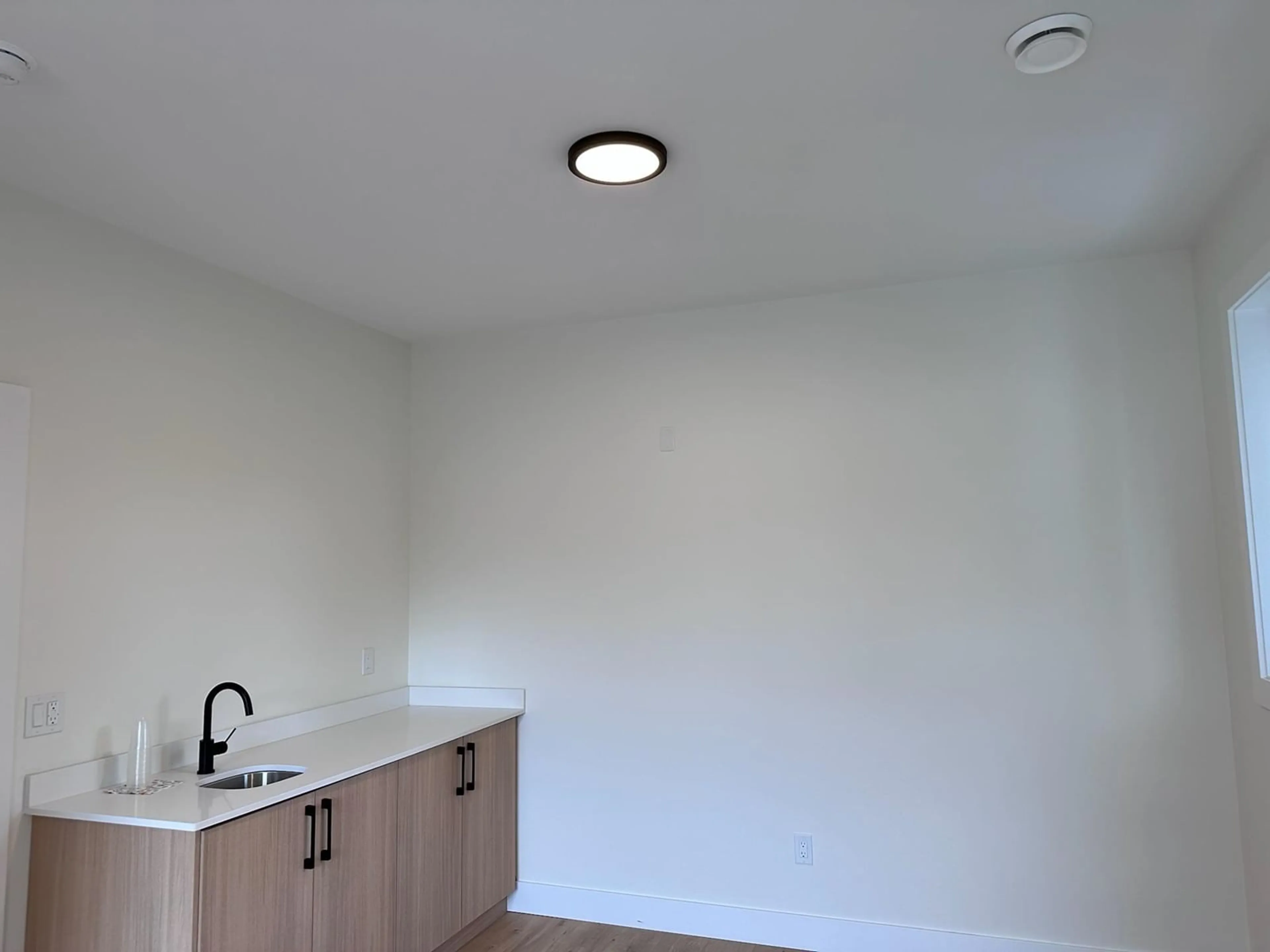 A pic of a room for 8 - 455 COQUIHALLA STREET, Hope British Columbia V0X1L0