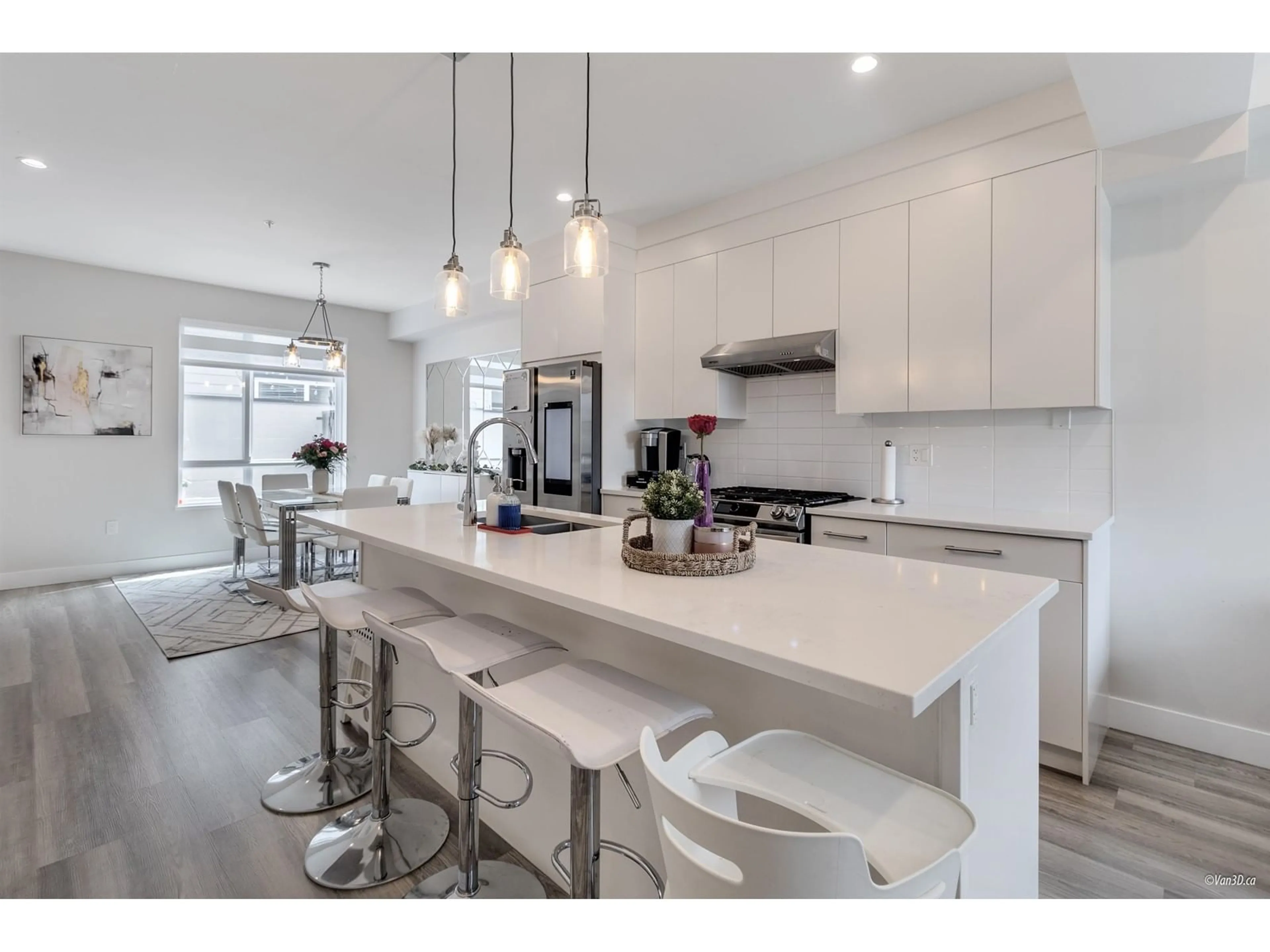 Open concept kitchen, ceramic/tile floor for 23 5515 199A STREET, Langley British Columbia V3A1J7