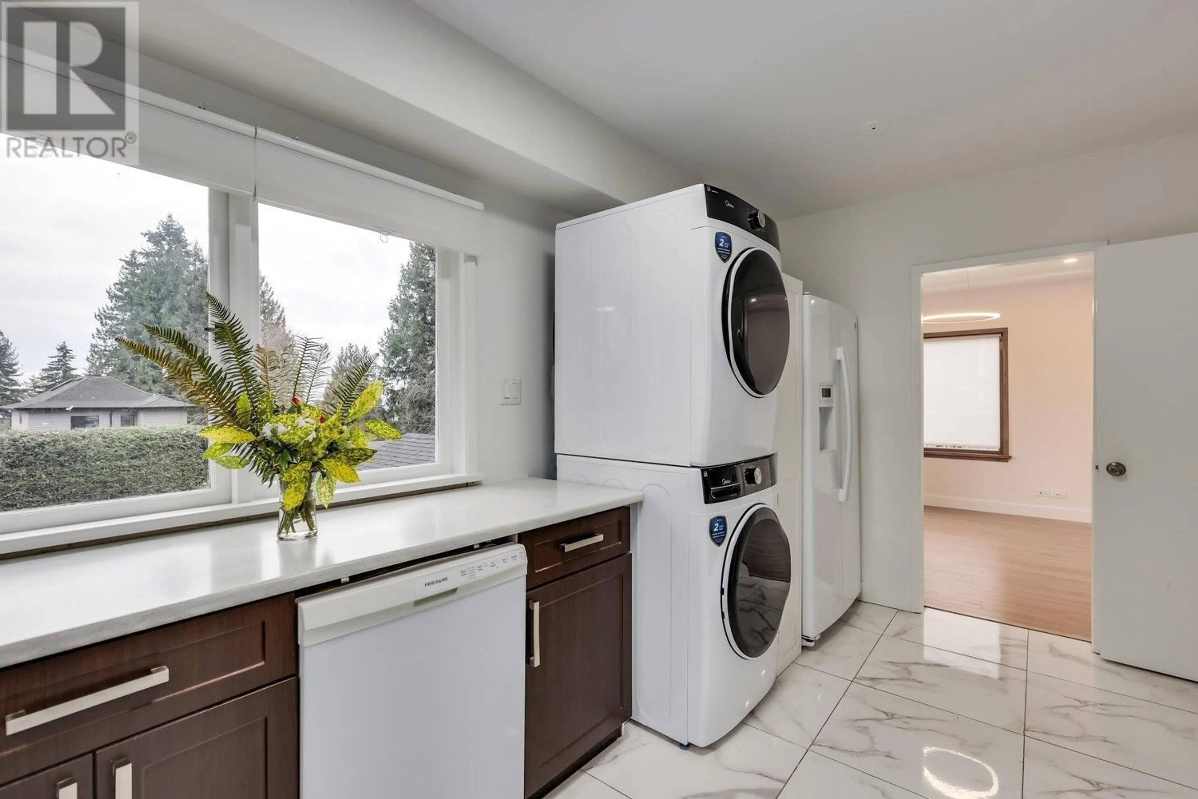 Laundry room for 181 WINDSOR ROAD, North Vancouver British Columbia V7N2M9