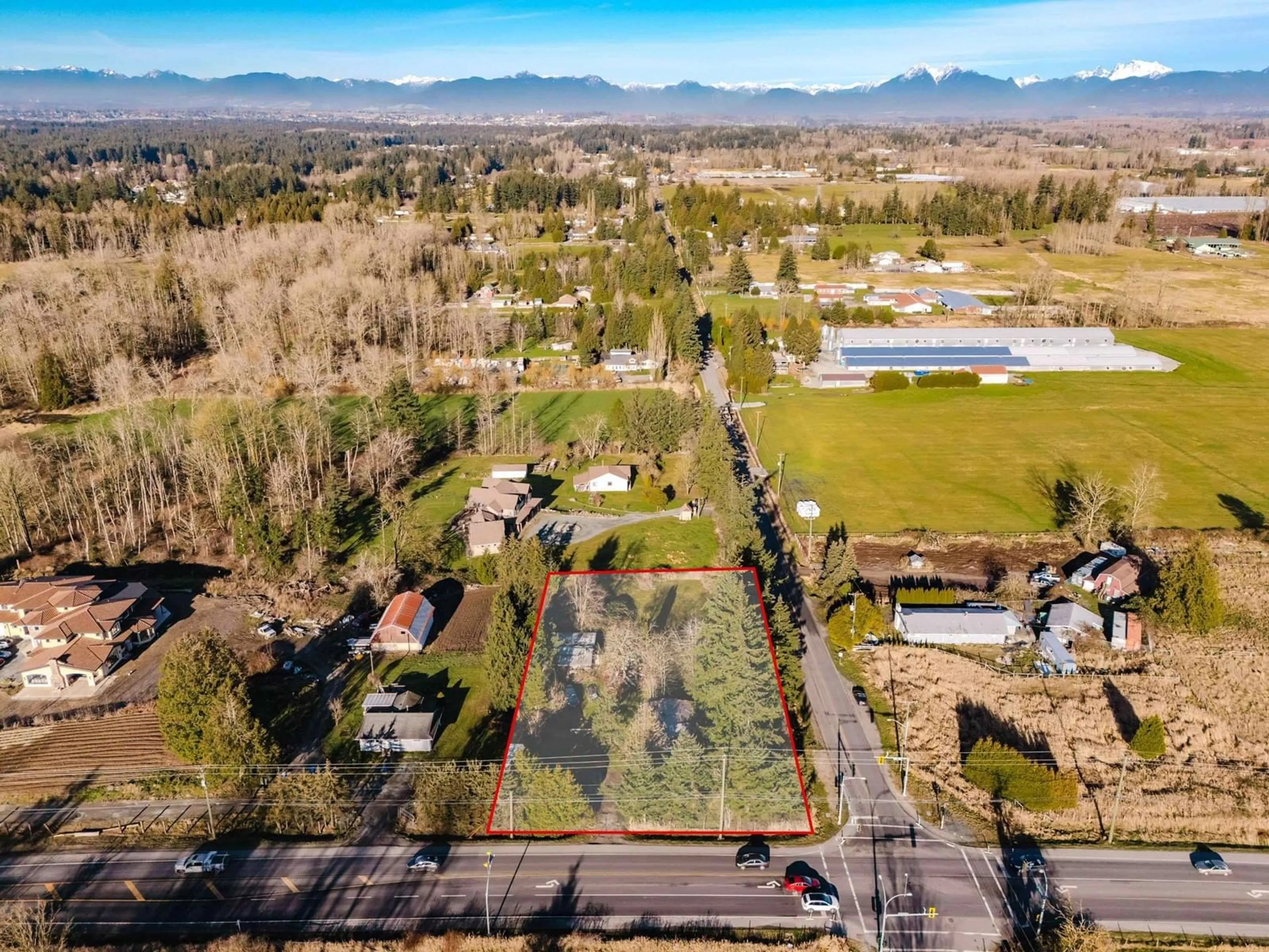 A pic from outside/outdoor area/front of a property/back of a property/a pic from drone, mountain view for 1613 208 STREET, Langley British Columbia V2Z2A7