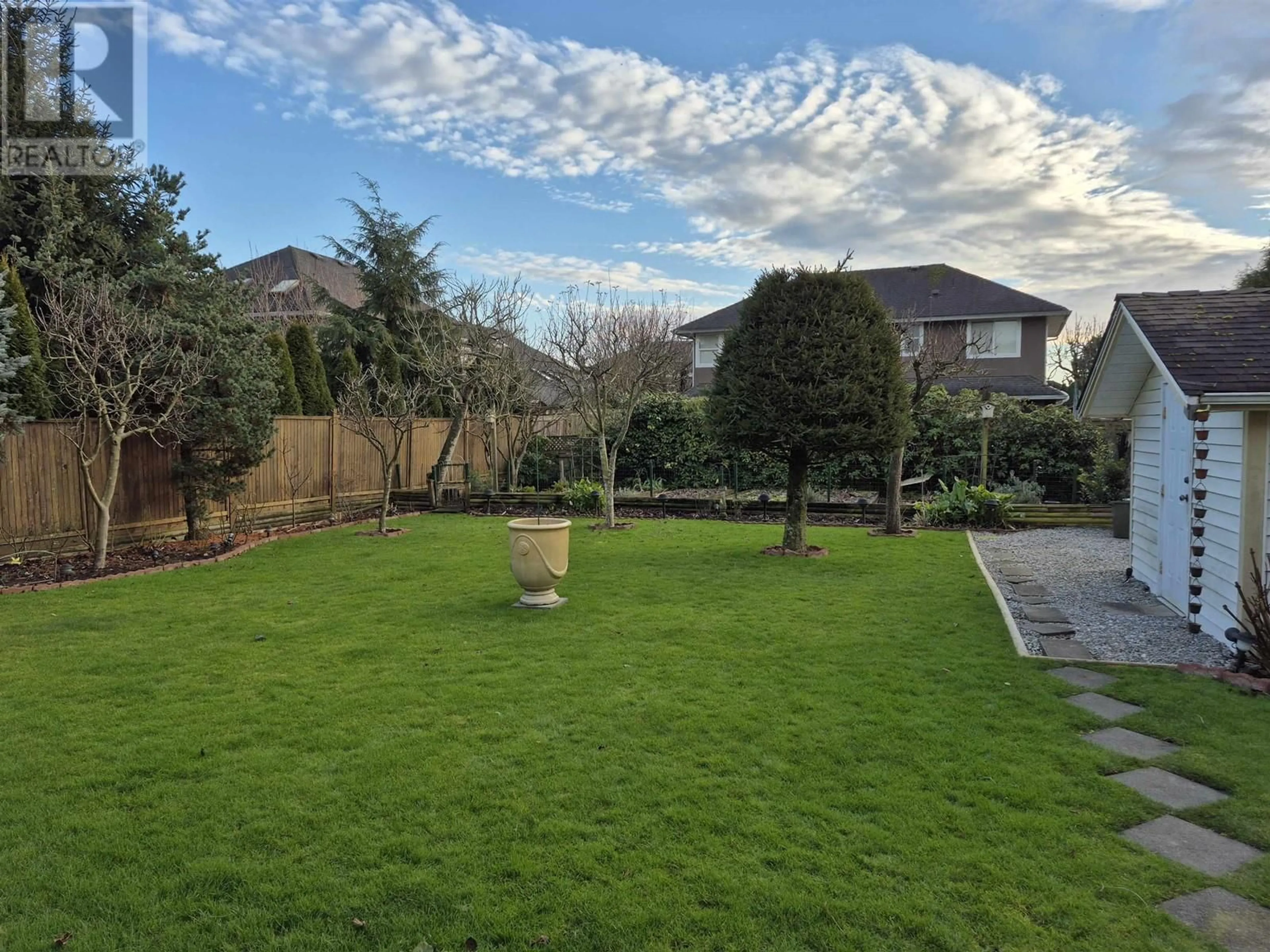 A pic from outside/outdoor area/front of a property/back of a property/a pic from drone, unknown for 6328 BRODIE ROAD, Delta British Columbia V4K2B9