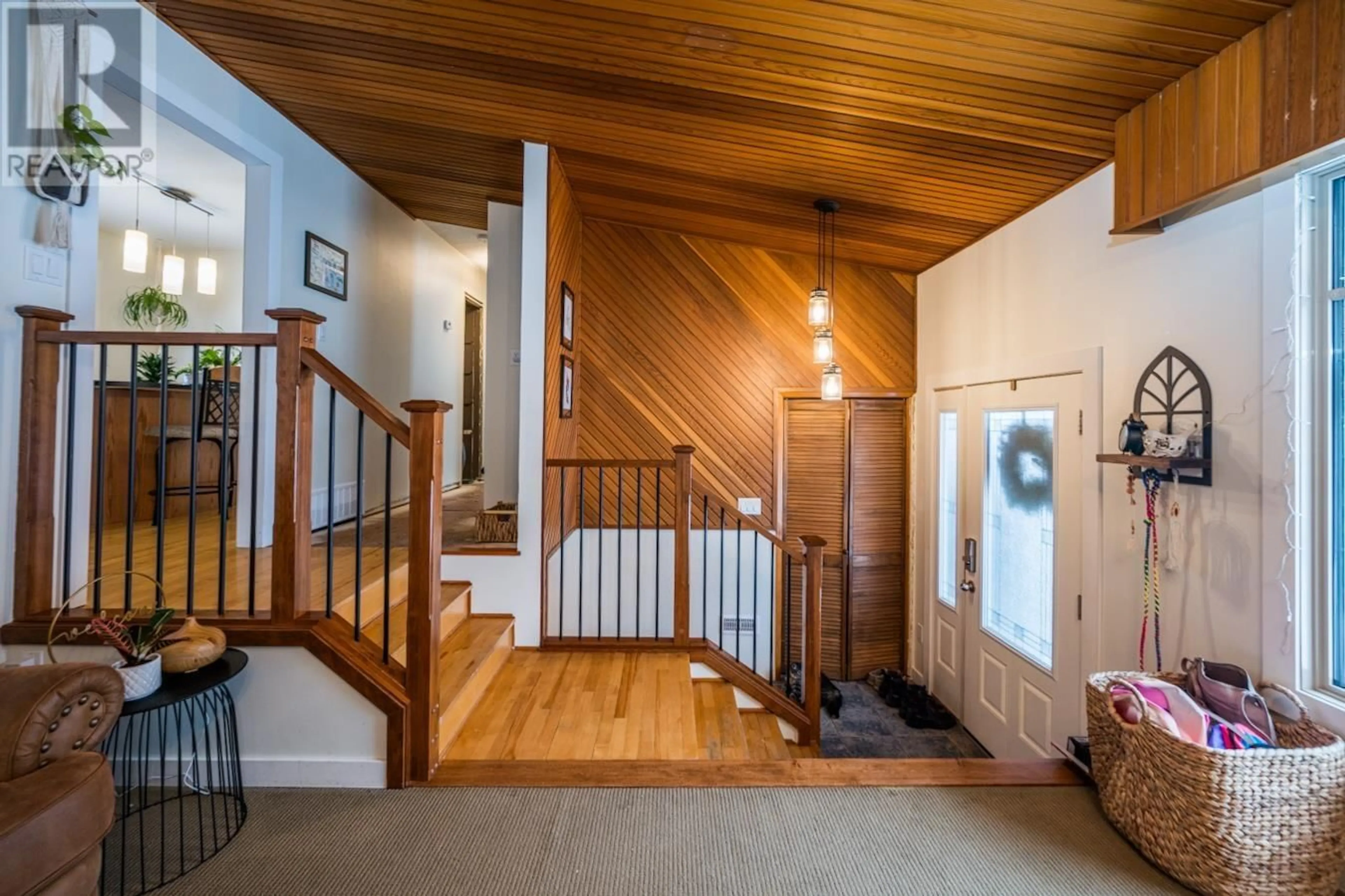 Indoor foyer for 7732 ST MATHEW PLACE, Prince George British Columbia V2N4B9