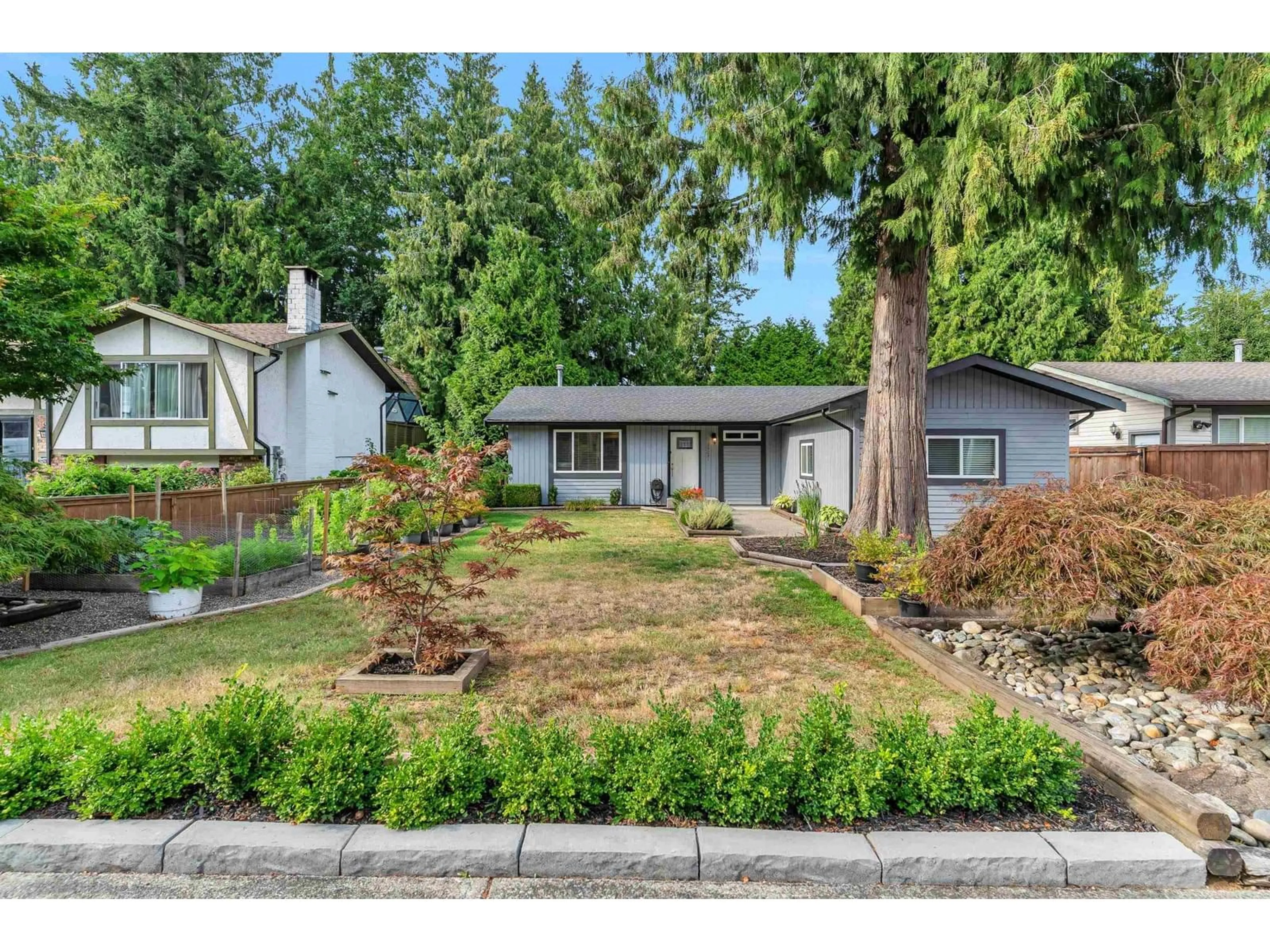 Home with vinyl exterior material, street for 20241 44TH AVENUE, Langley British Columbia V3A6L9