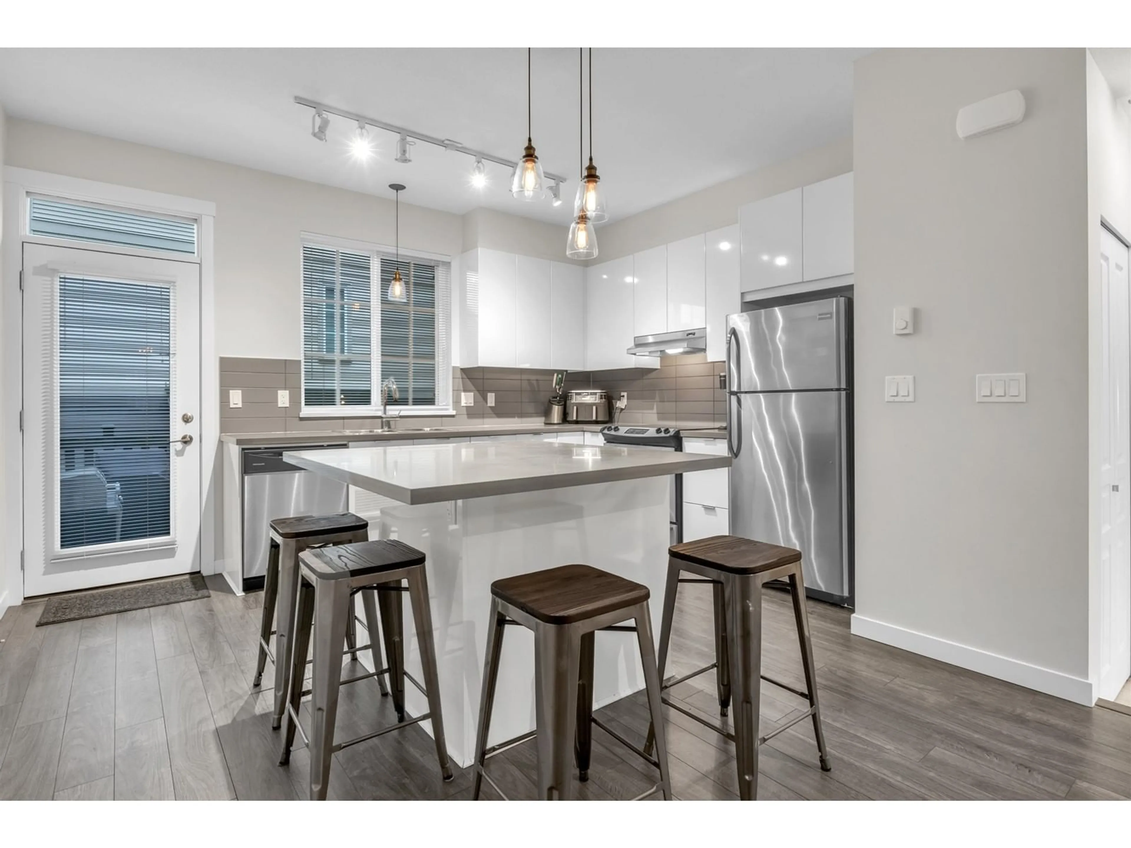 Open concept kitchen, unknown for 75 30989 WESTRIDGE PLACE, Abbotsford British Columbia V2T0E7