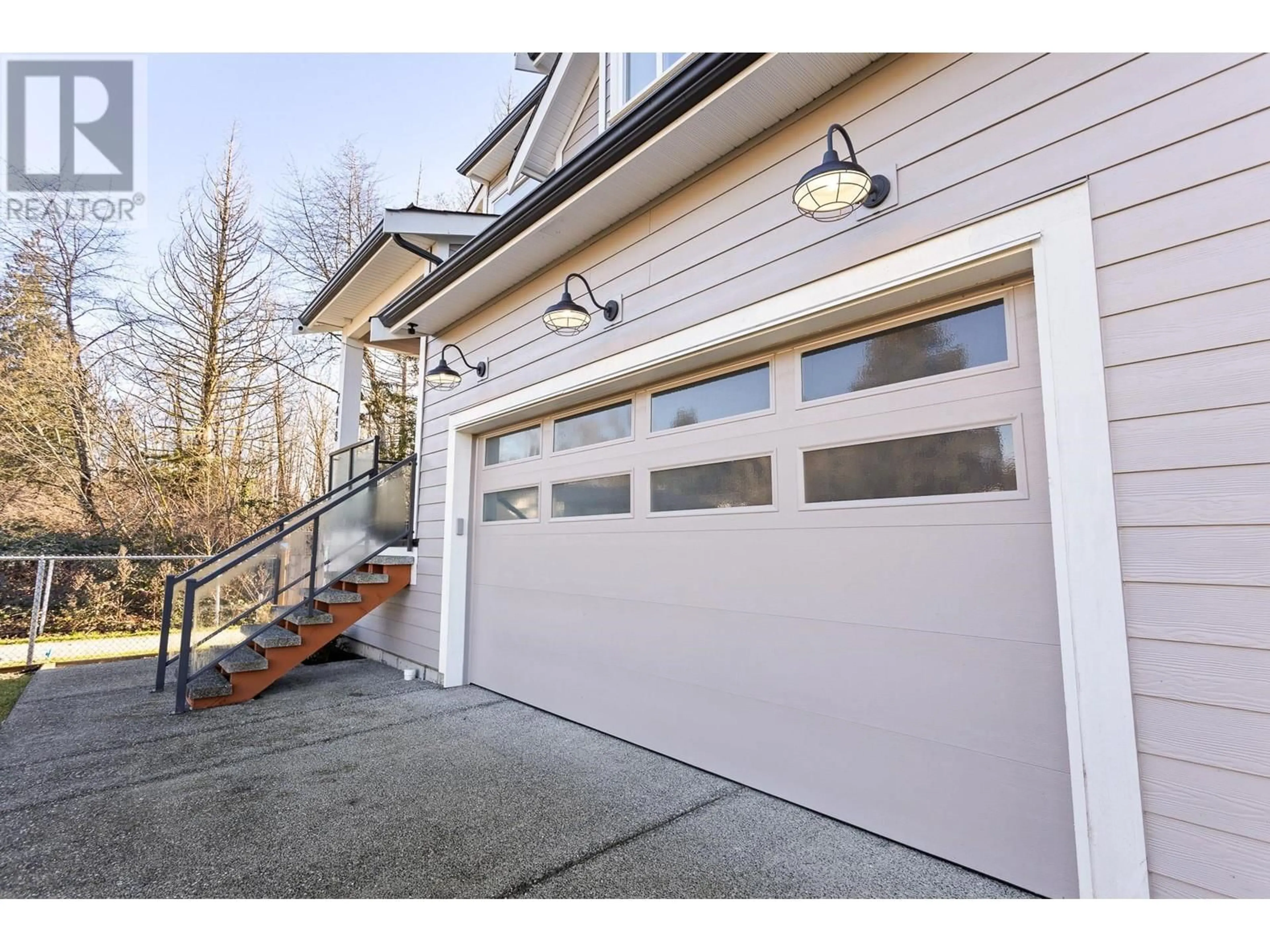 Indoor garage for 2418 FRISKIE AVENUE, Port Coquitlam British Columbia V3B7P9