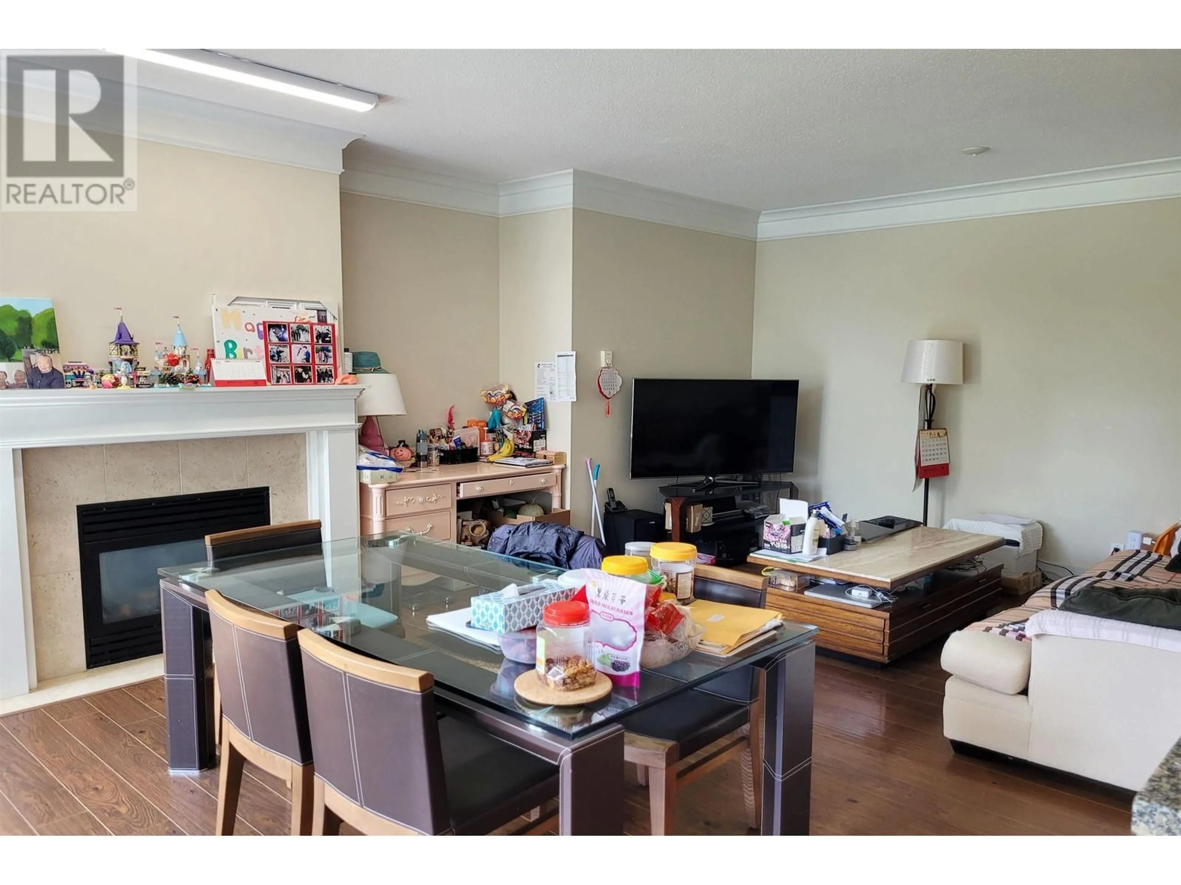 A pic of a room for 401 4759 VALLEY DRIVE, Vancouver British Columbia V6J4B7