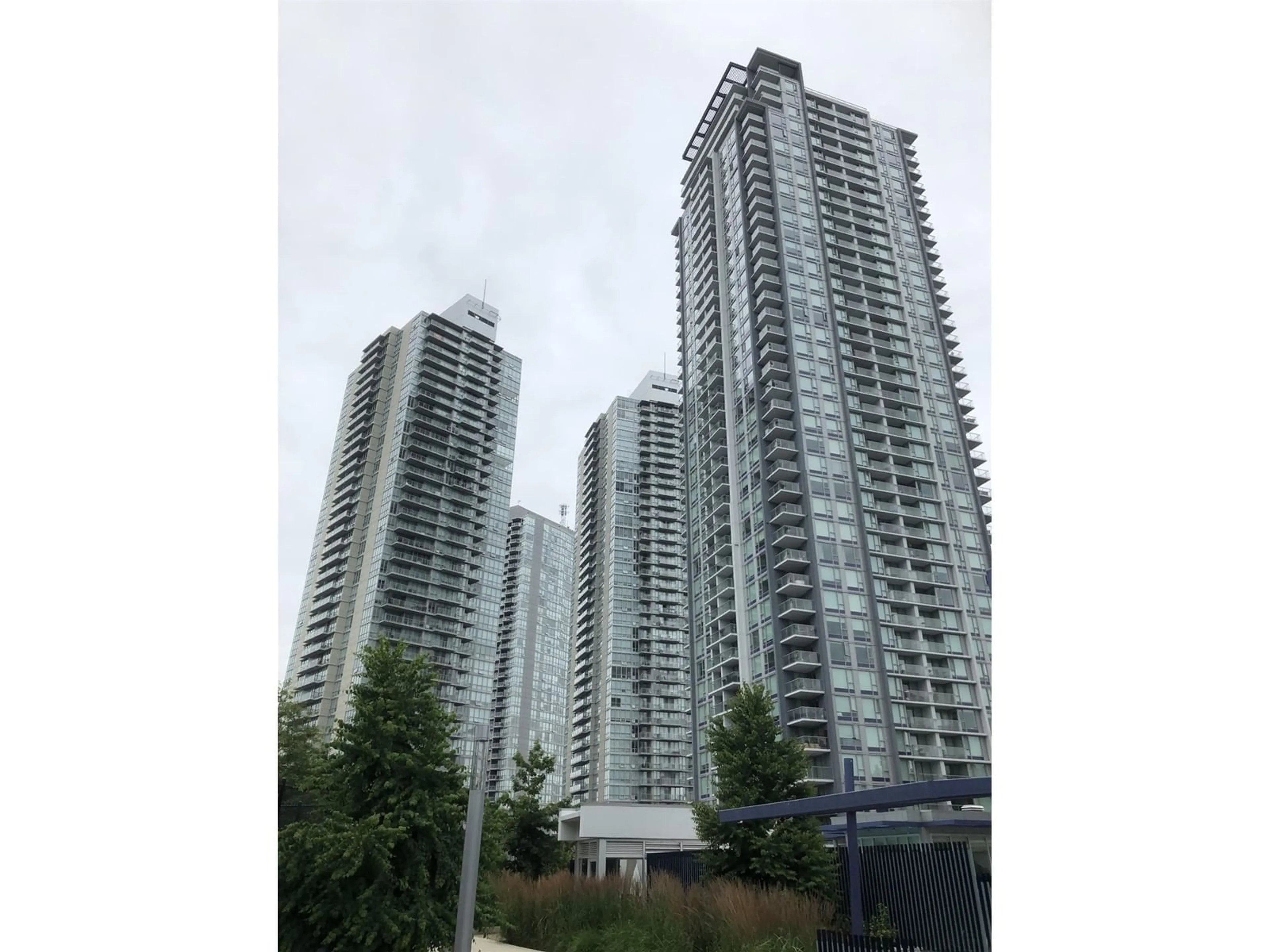 Unknown for 4110 13750 100 AVENUE, Surrey British Columbia V3T0L3