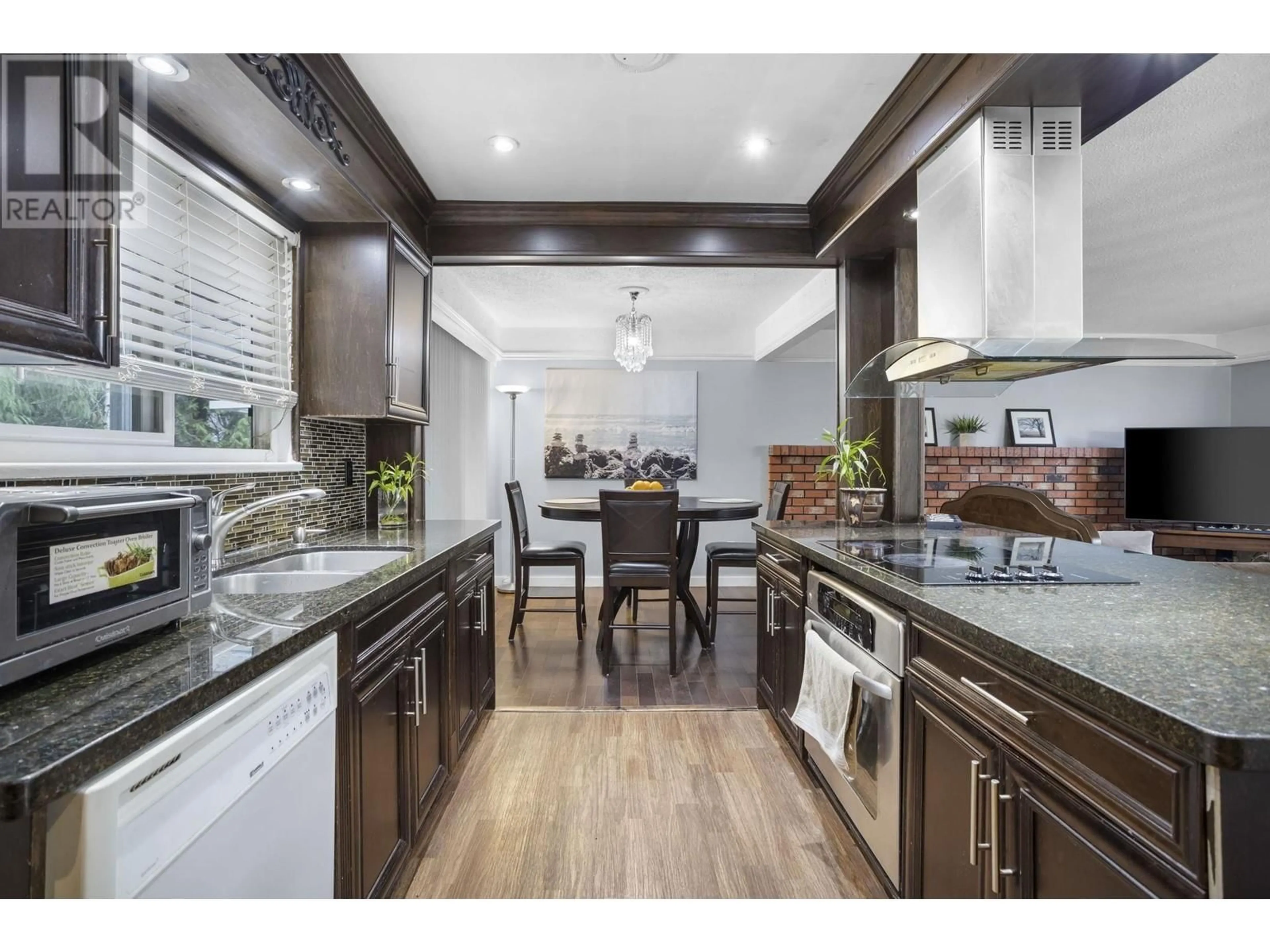 Open concept kitchen, unknown for 3131 RALEIGH STREET, Port Coquitlam British Columbia V3C3J3