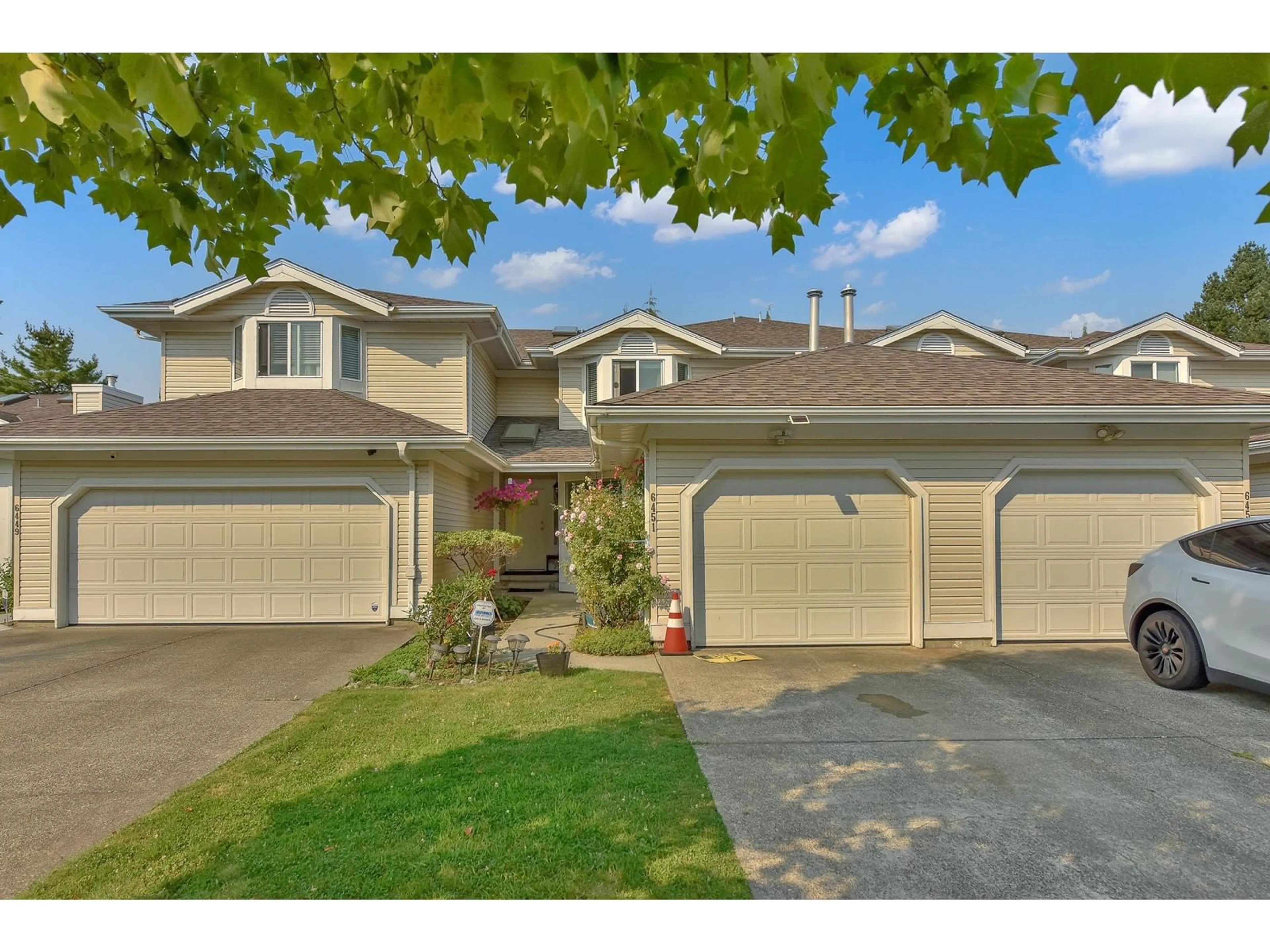 Unknown for 6451 121A STREET, Surrey British Columbia V3W0Y4