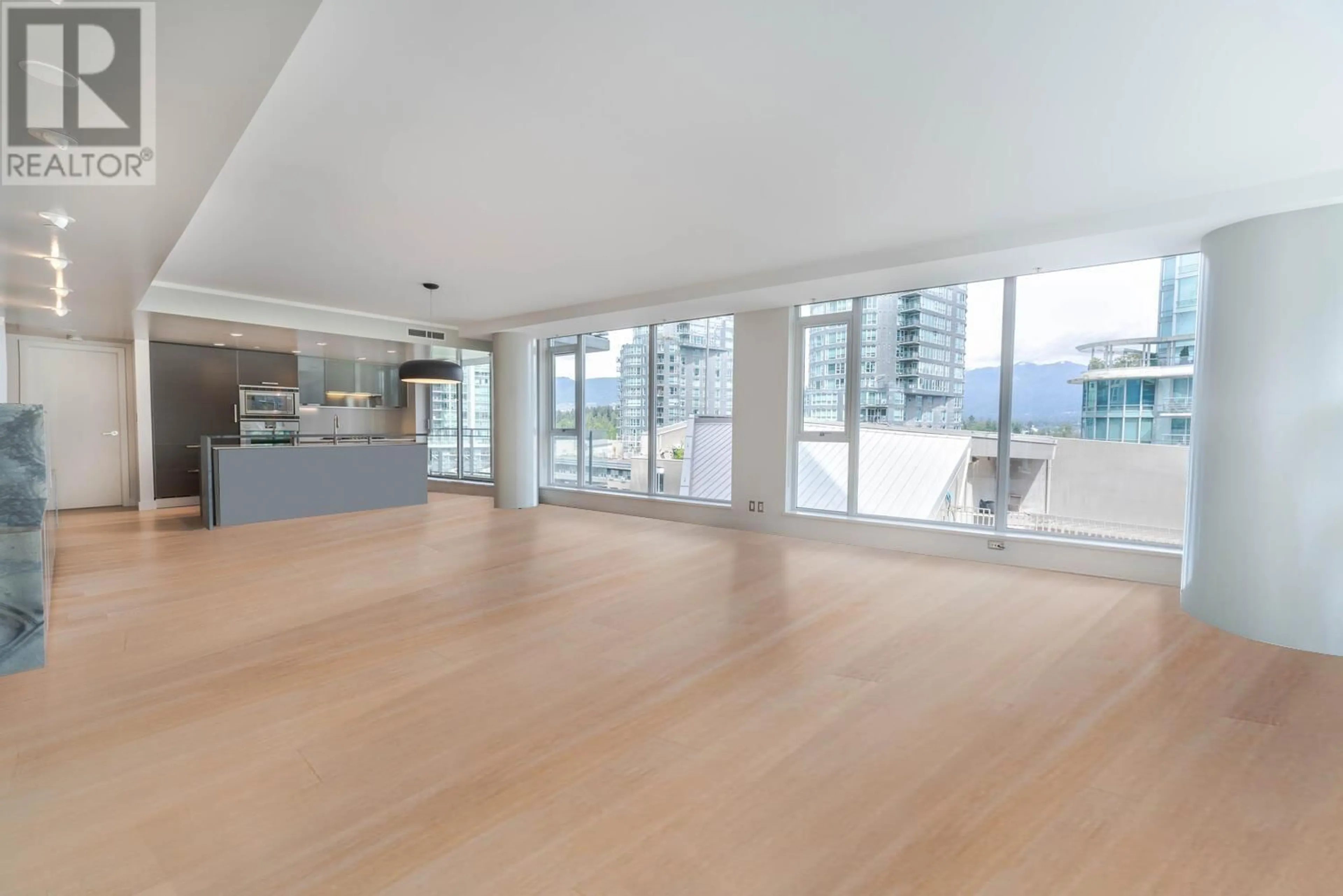 Unknown for 702 - 1499 PENDER STREET, Vancouver British Columbia V6G0A7
