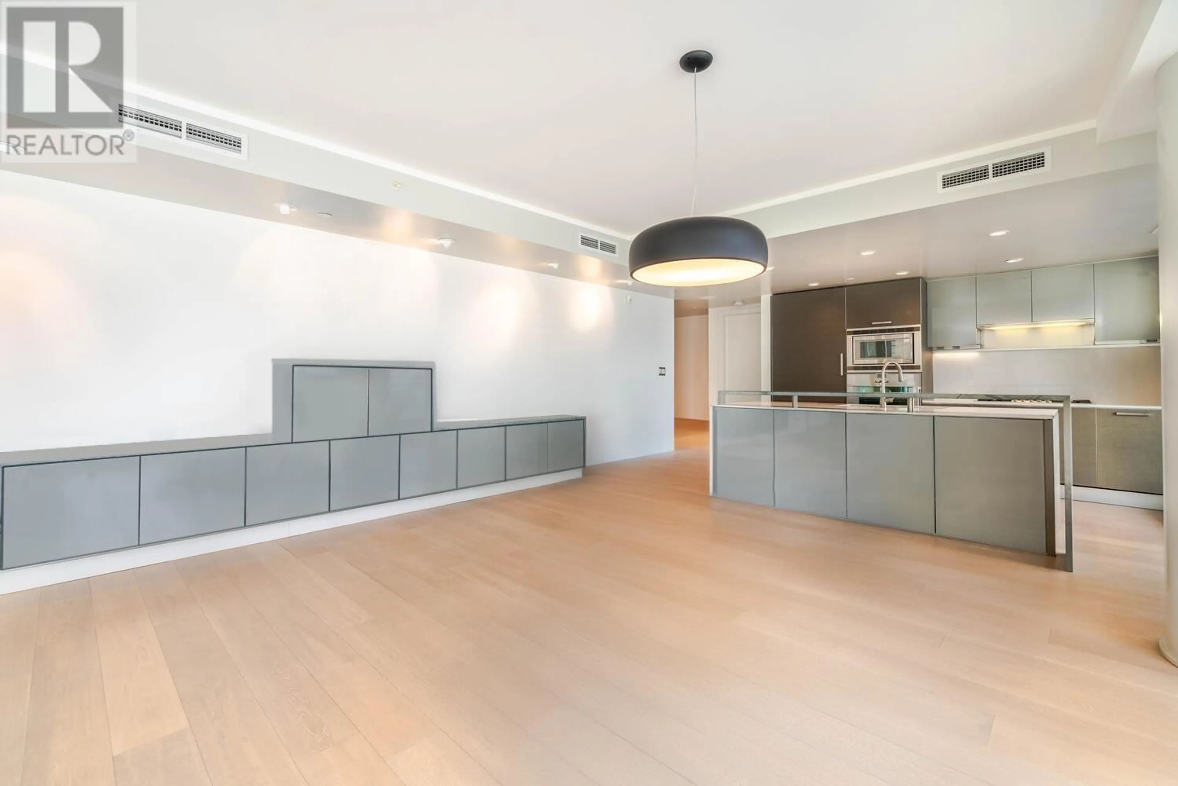 Unknown for 702 - 1499 PENDER STREET, Vancouver British Columbia V6G0A7