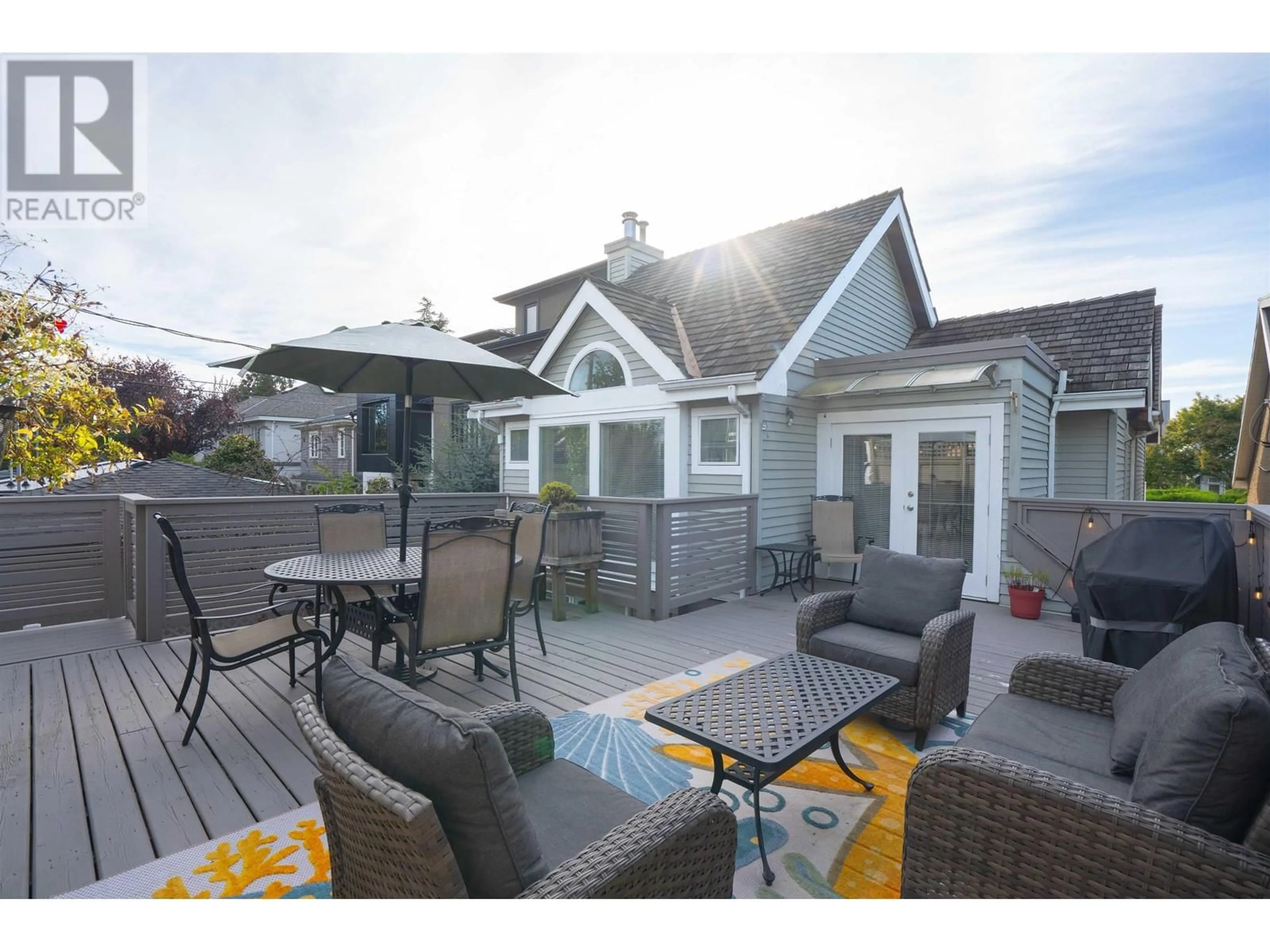 Patio, unknown for 1346 LABURNUM STREET, Vancouver British Columbia V6J3W3