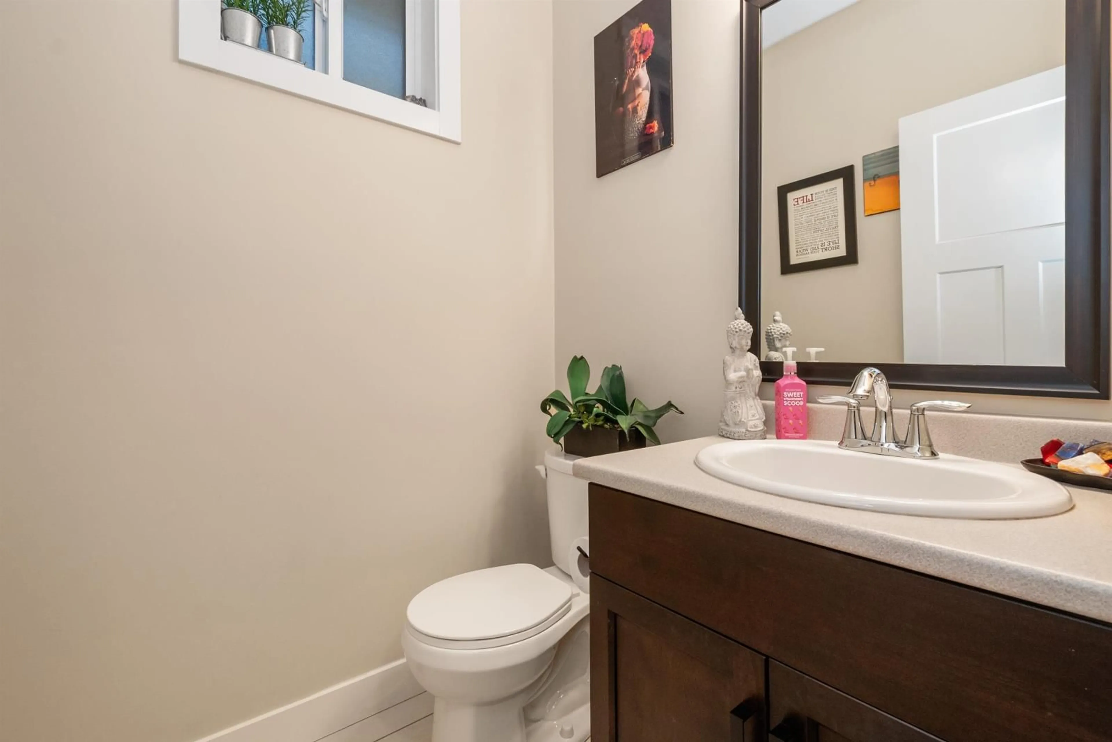 Standard bathroom, ceramic/tile floor for 17 7411 MORROW ROAD|Agassiz, Agassiz British Columbia V0M1A2