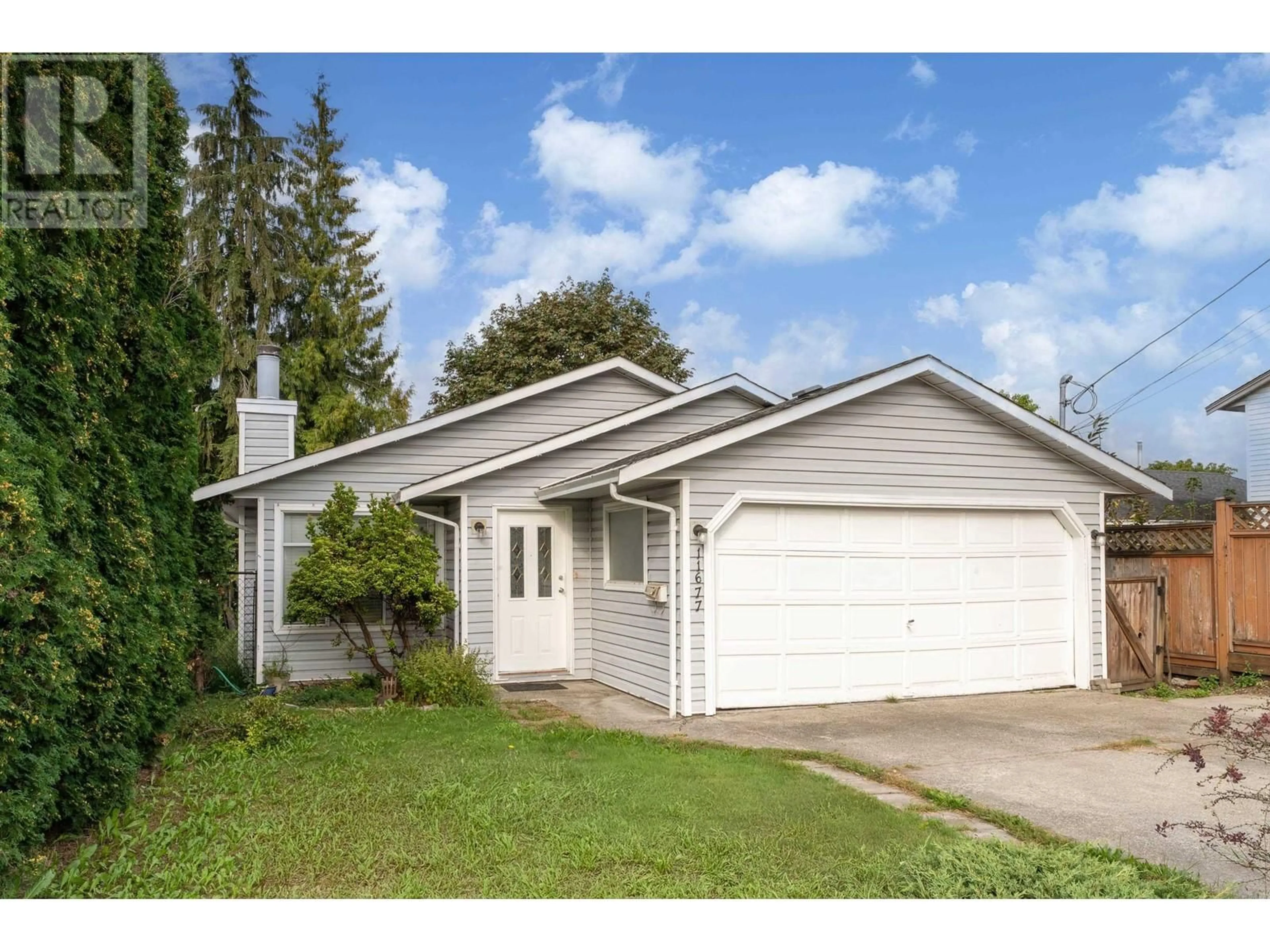 Home with vinyl exterior material, street for 11677 203 STREET, Maple Ridge British Columbia V2X4T8