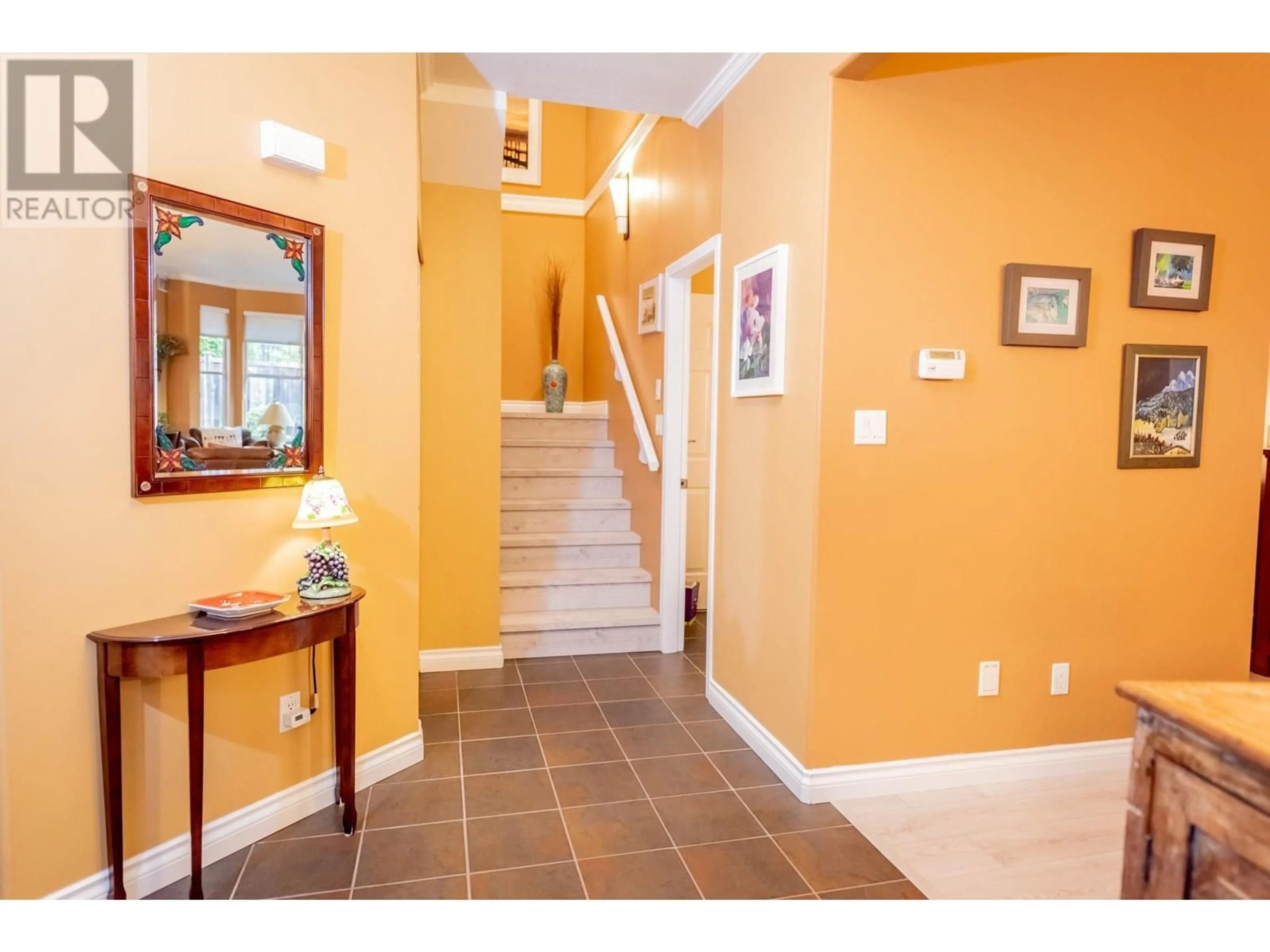 Indoor entryway for 10 7695 ST. ALBANS ROAD, Richmond British Columbia V6Y3W8