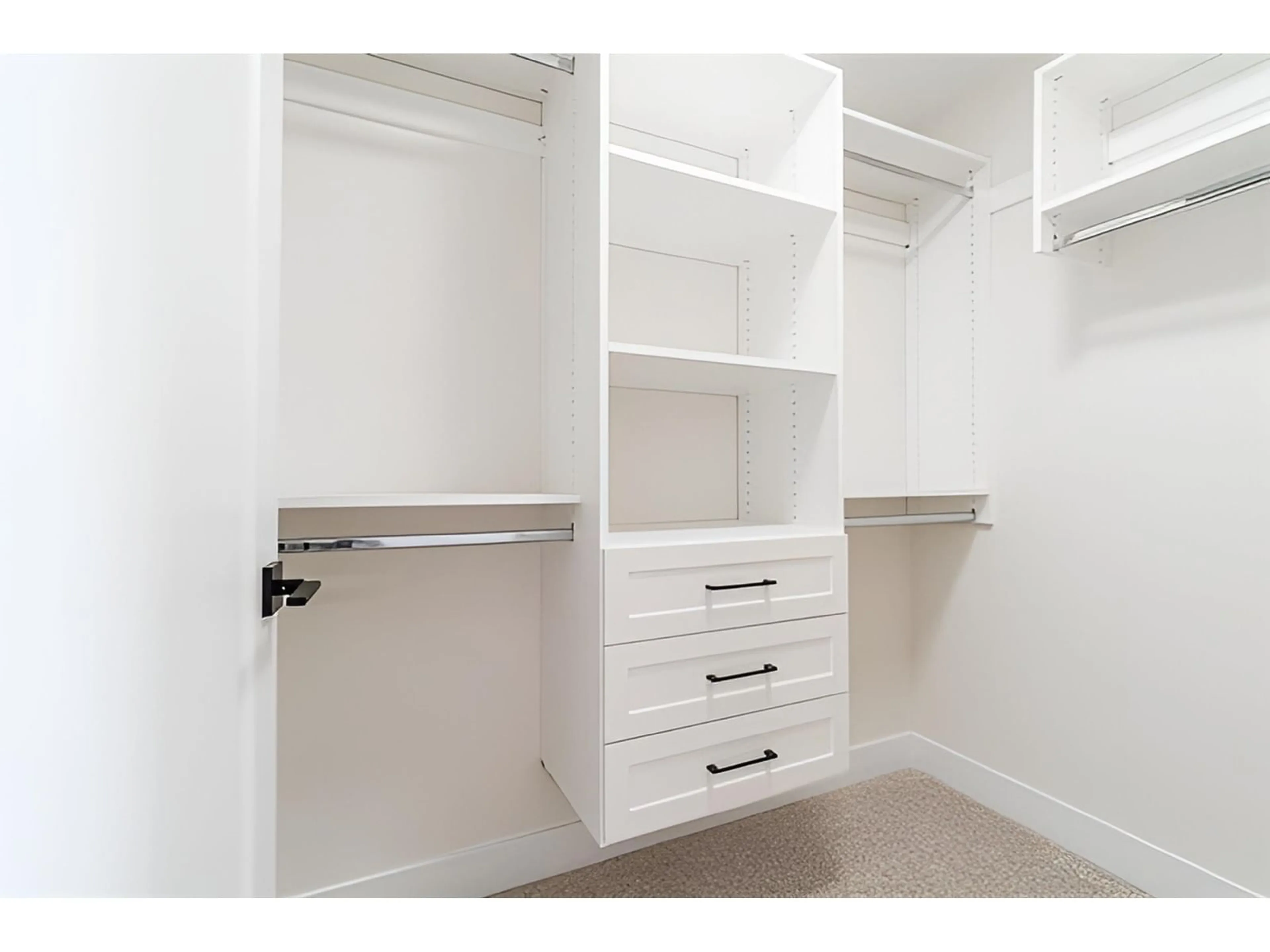 Storage room or clothes room or walk-in closet for 13 7411 CEDAR STREET, Mission British Columbia V2V4R5