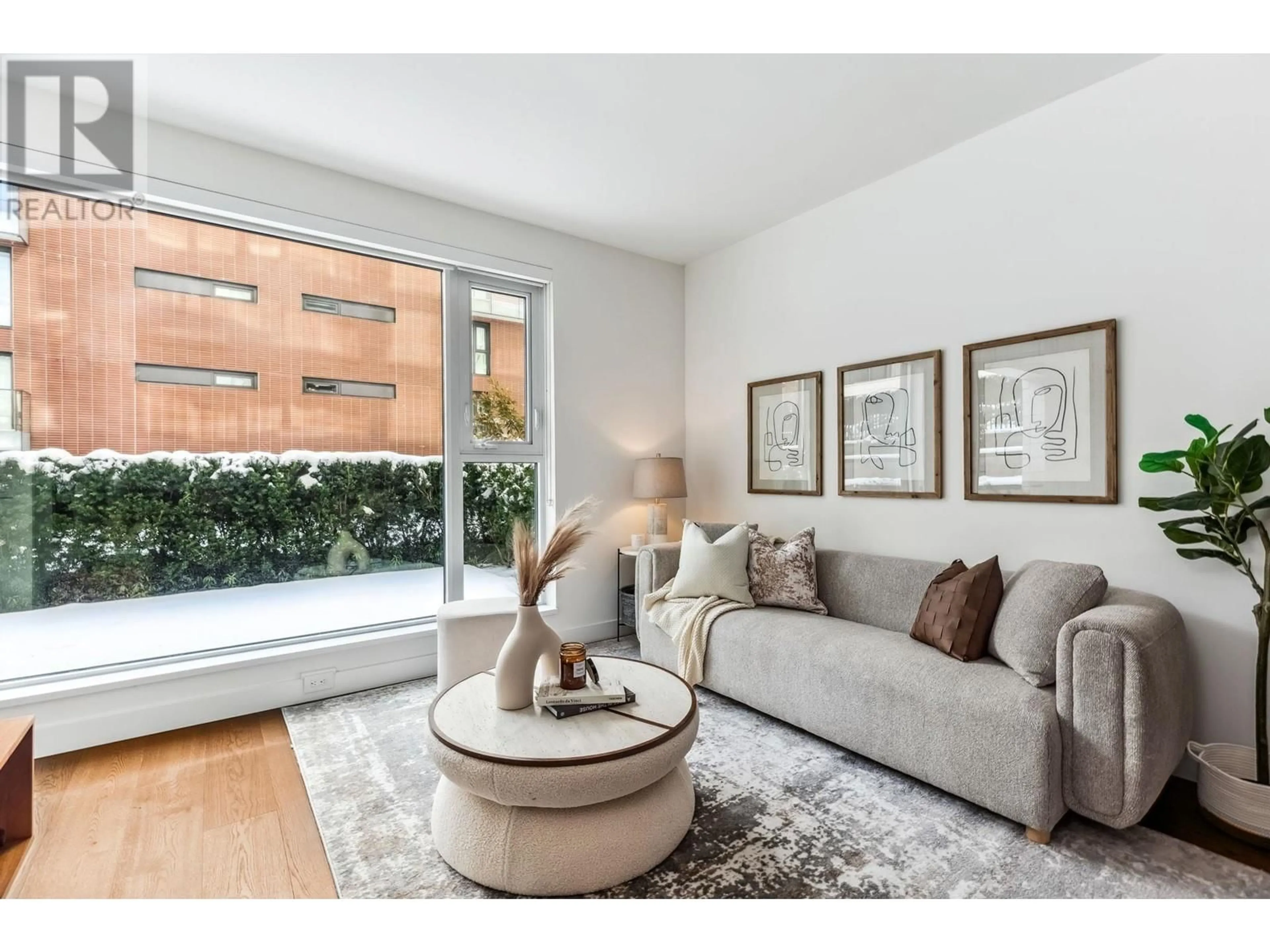 Living room with furniture, unknown for 208 - 7228 ADERA STREET, Vancouver British Columbia V6P0H8