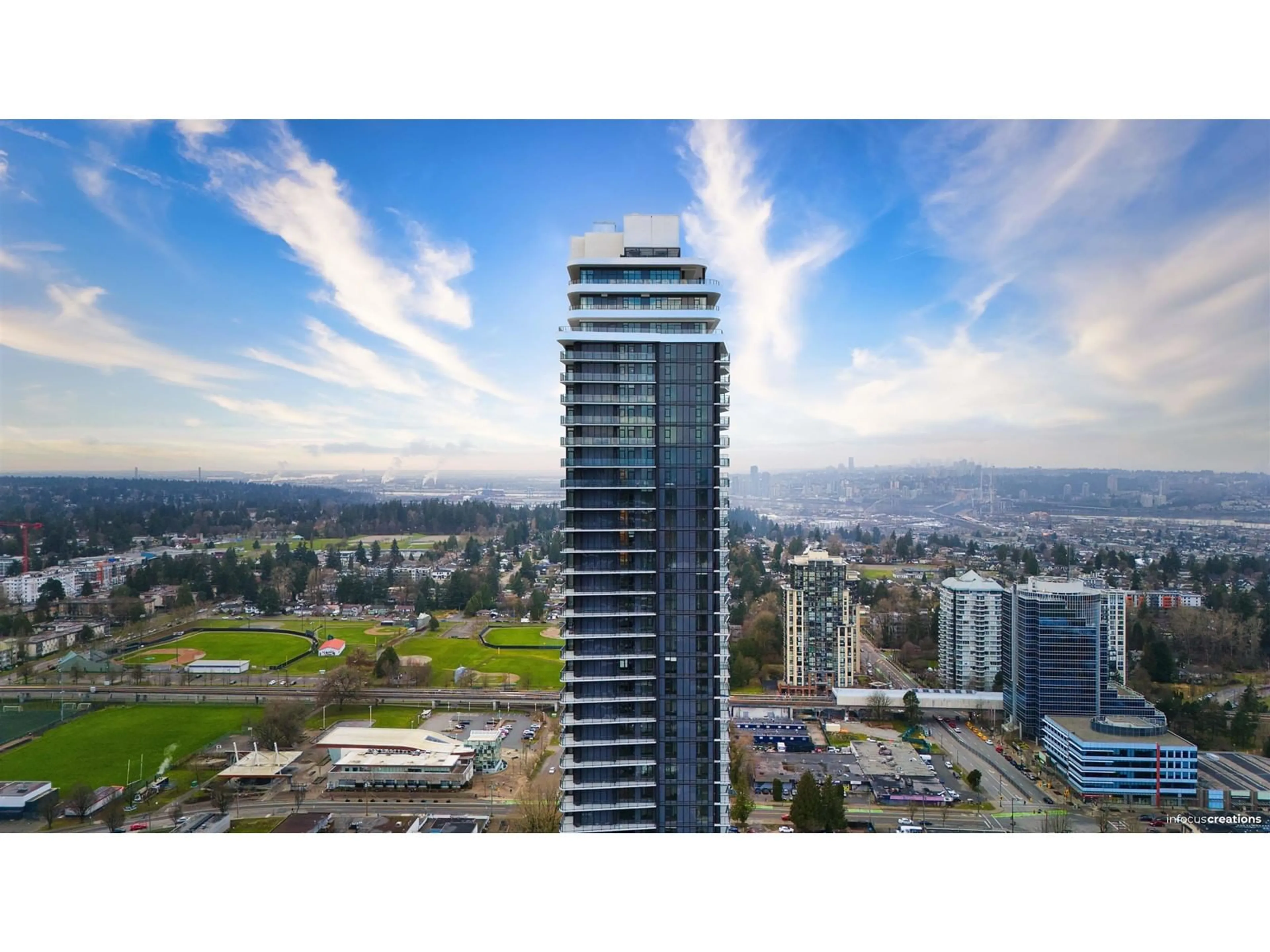 A pic from outside/outdoor area/front of a property/back of a property/a pic from drone, city buildings view from balcony for 806 10750 135A STREET, Surrey British Columbia V3T0V4