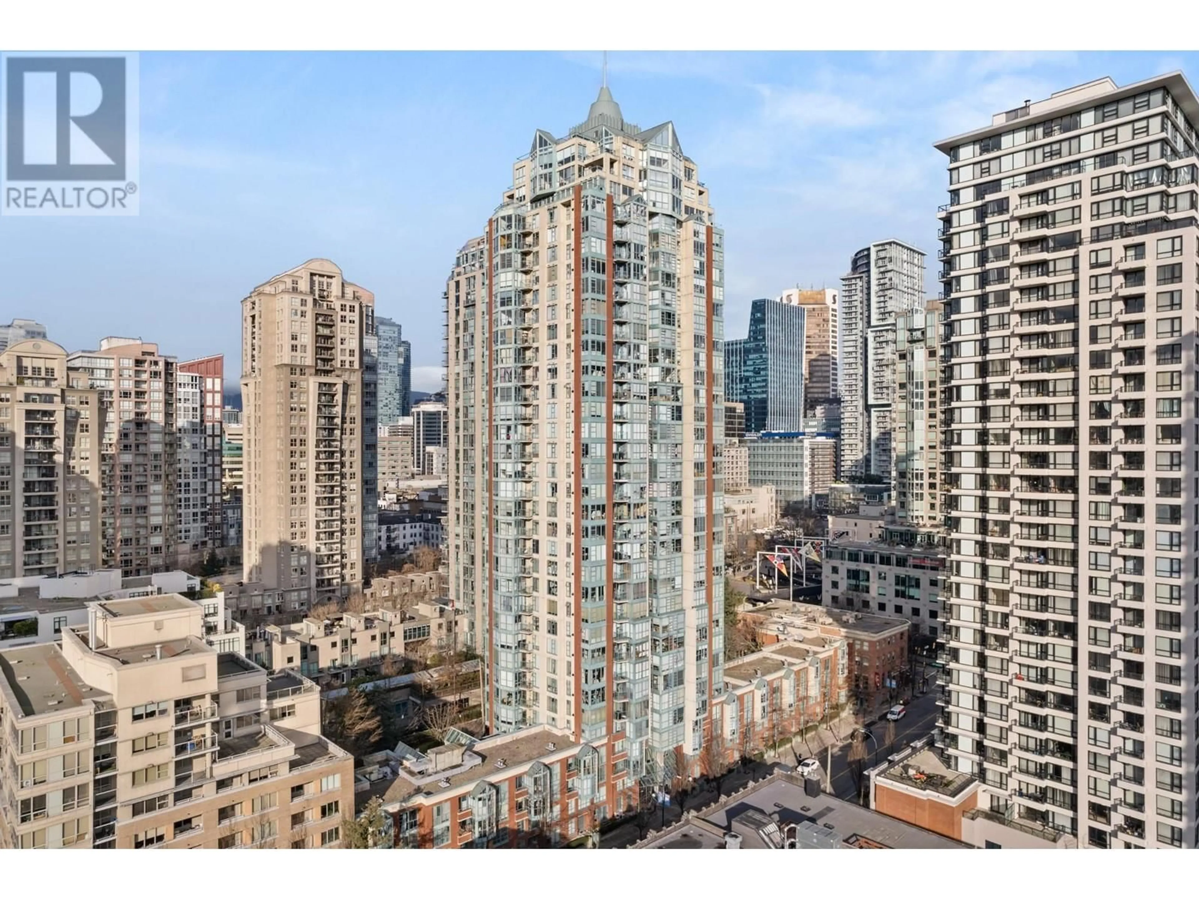 A pic from outside/outdoor area/front of a property/back of a property/a pic from drone, city buildings view from balcony for 3102 939 HOMER STREET, Vancouver British Columbia V6B2W6