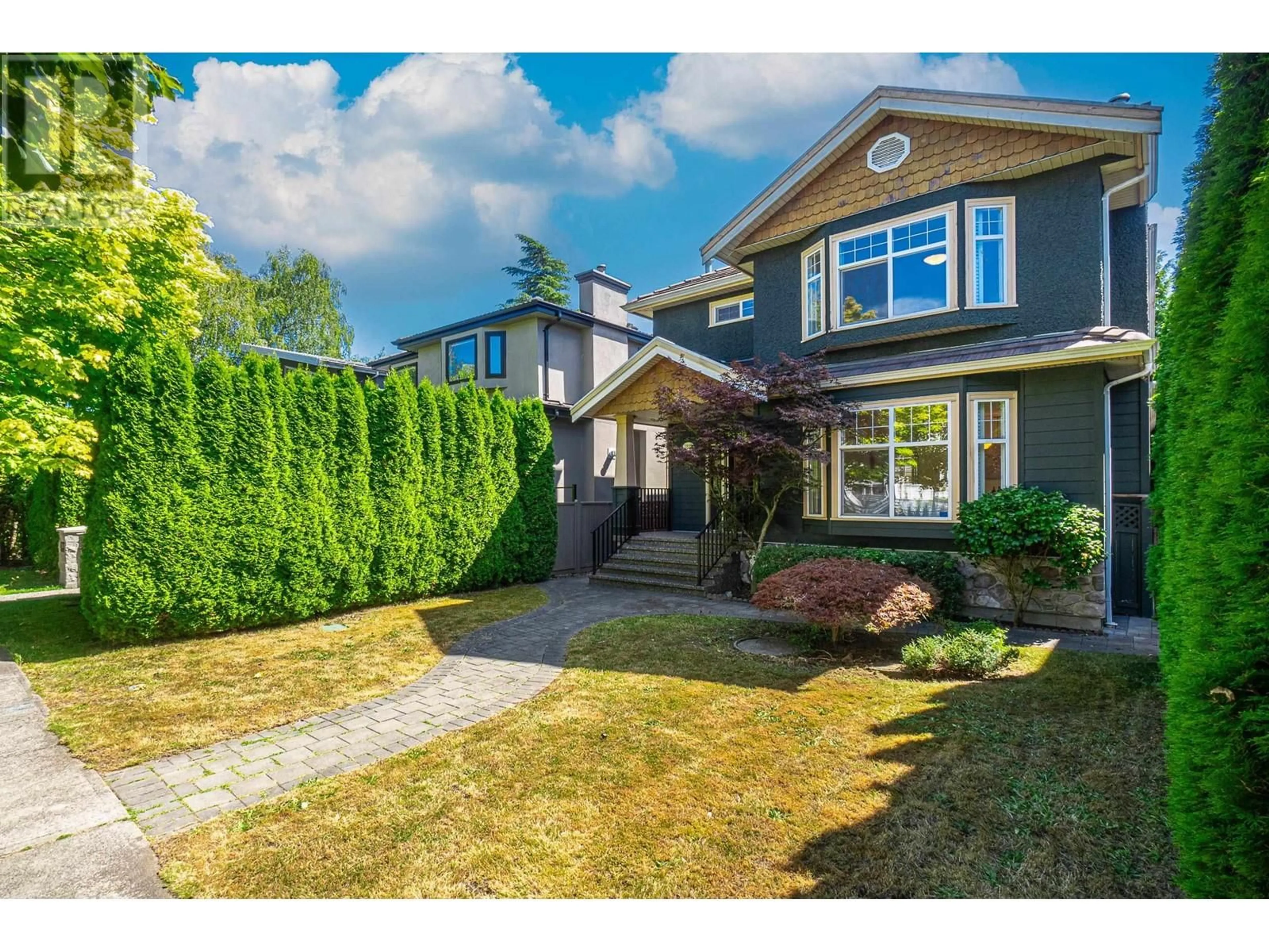 Home with vinyl exterior material, street for 2818 19TH AVENUE, Vancouver British Columbia V6L1E5