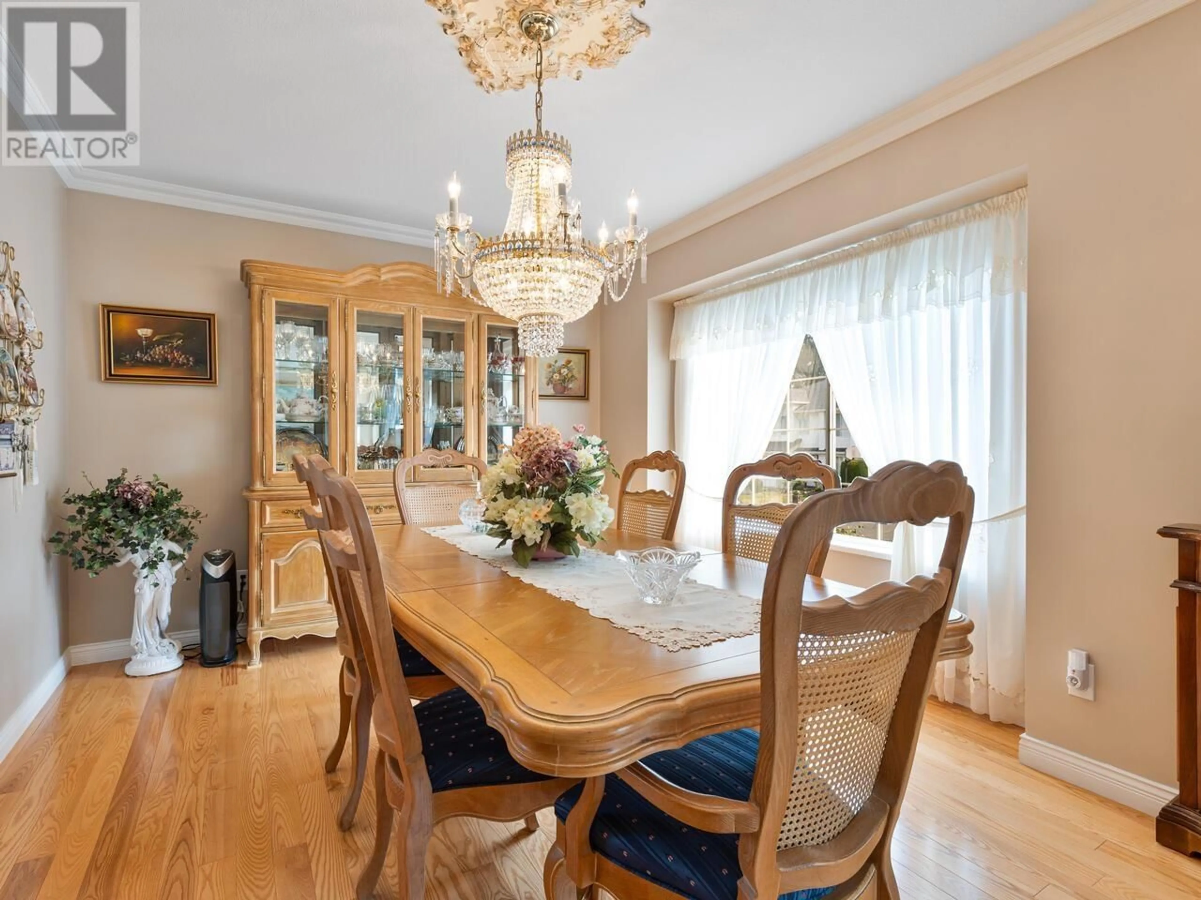 Dining room, wood/laminate floor for 645 THOMPSON AVENUE, Coquitlam British Columbia V3J3Z9