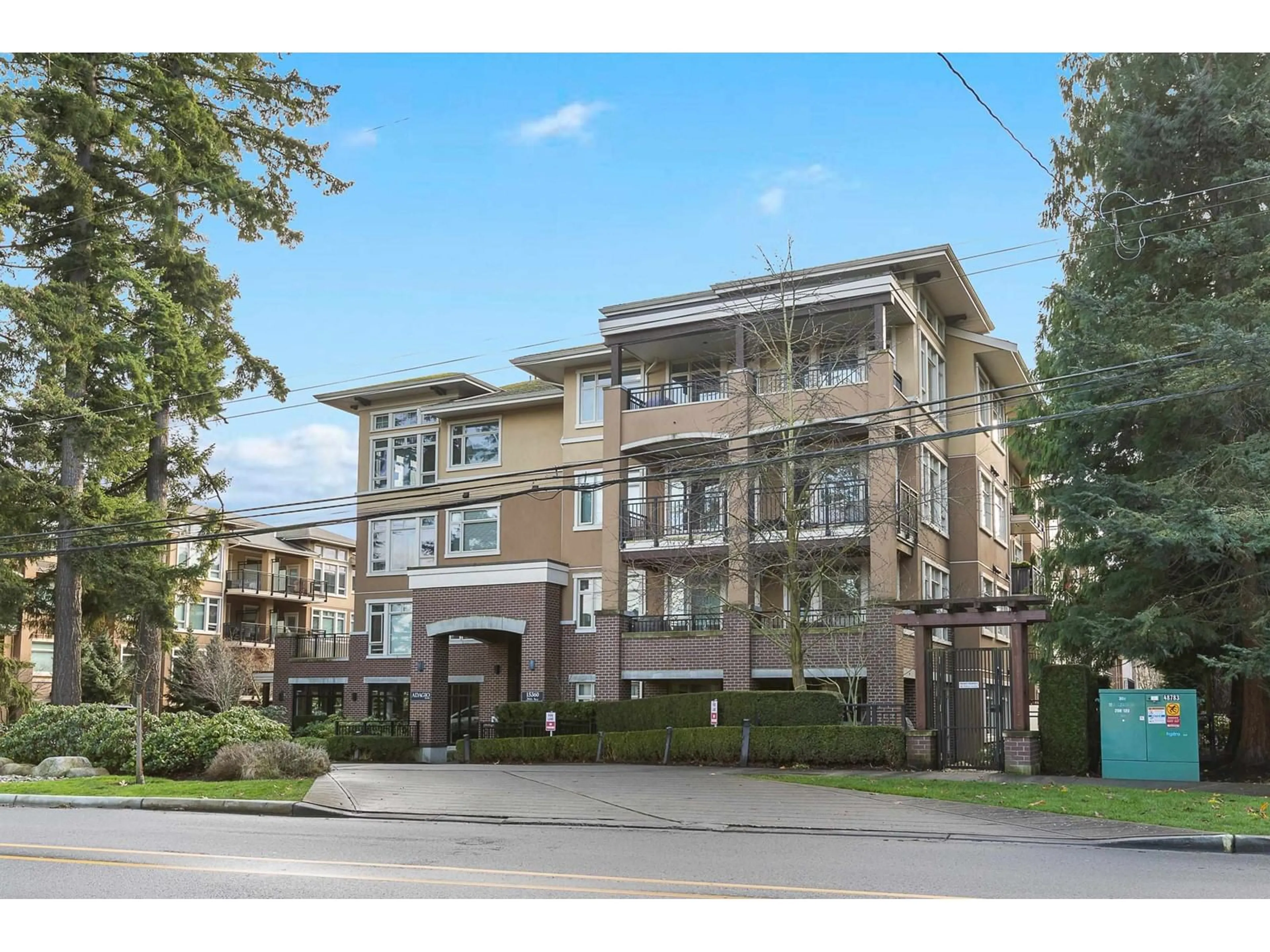 Unknown for 207 15360 20TH AVENUE, Surrey British Columbia V4A2A3