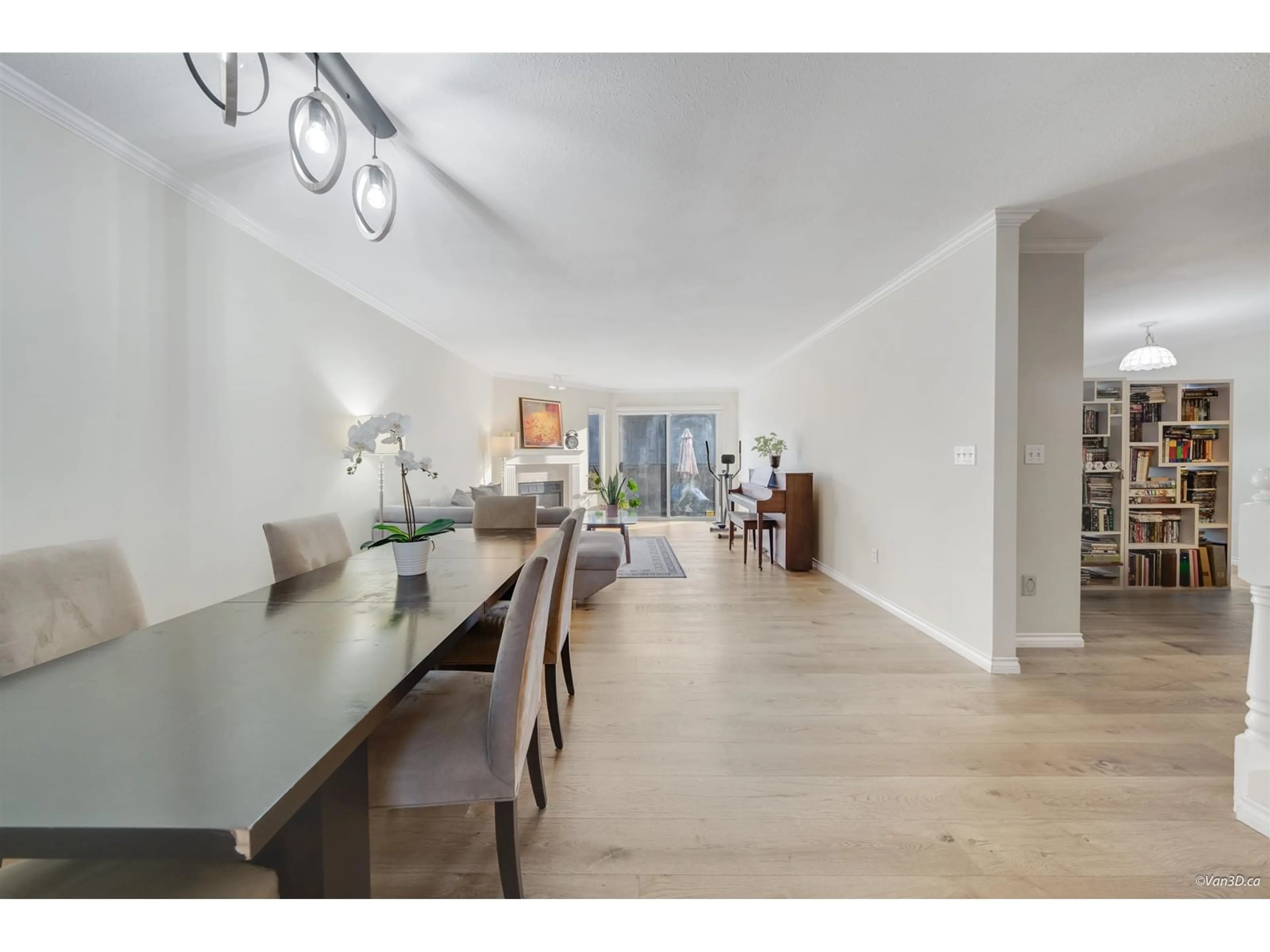 Dining room, wood/laminate floor for 410 6866 NICHOLSON ROAD, Delta British Columbia V4E3M6