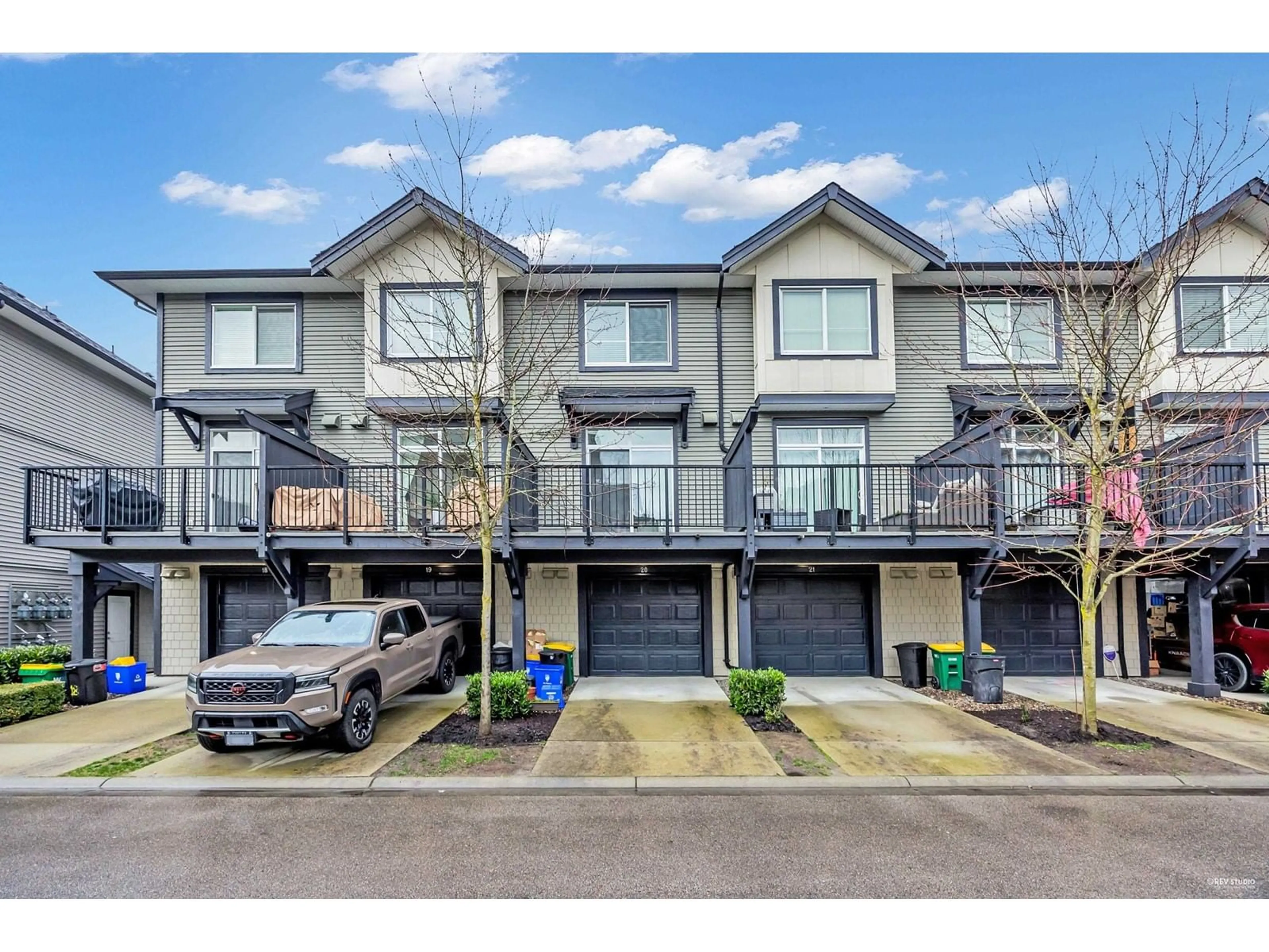 A pic from outside/outdoor area/front of a property/back of a property/a pic from drone, street for 20 8570 204 STREET, Langley British Columbia V2Y0T9