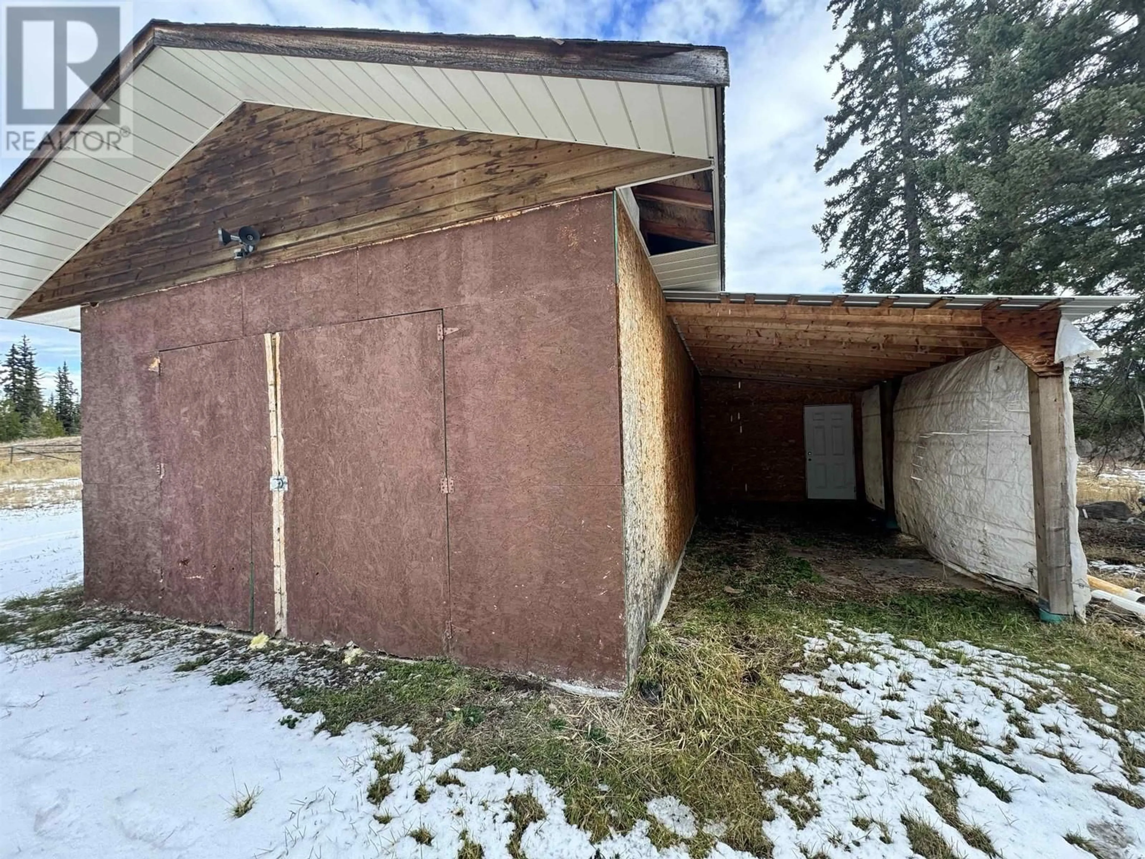 Shed for 7165 CARIBOO 97 HIGHWAY, 100 Mile House British Columbia V0K2E2