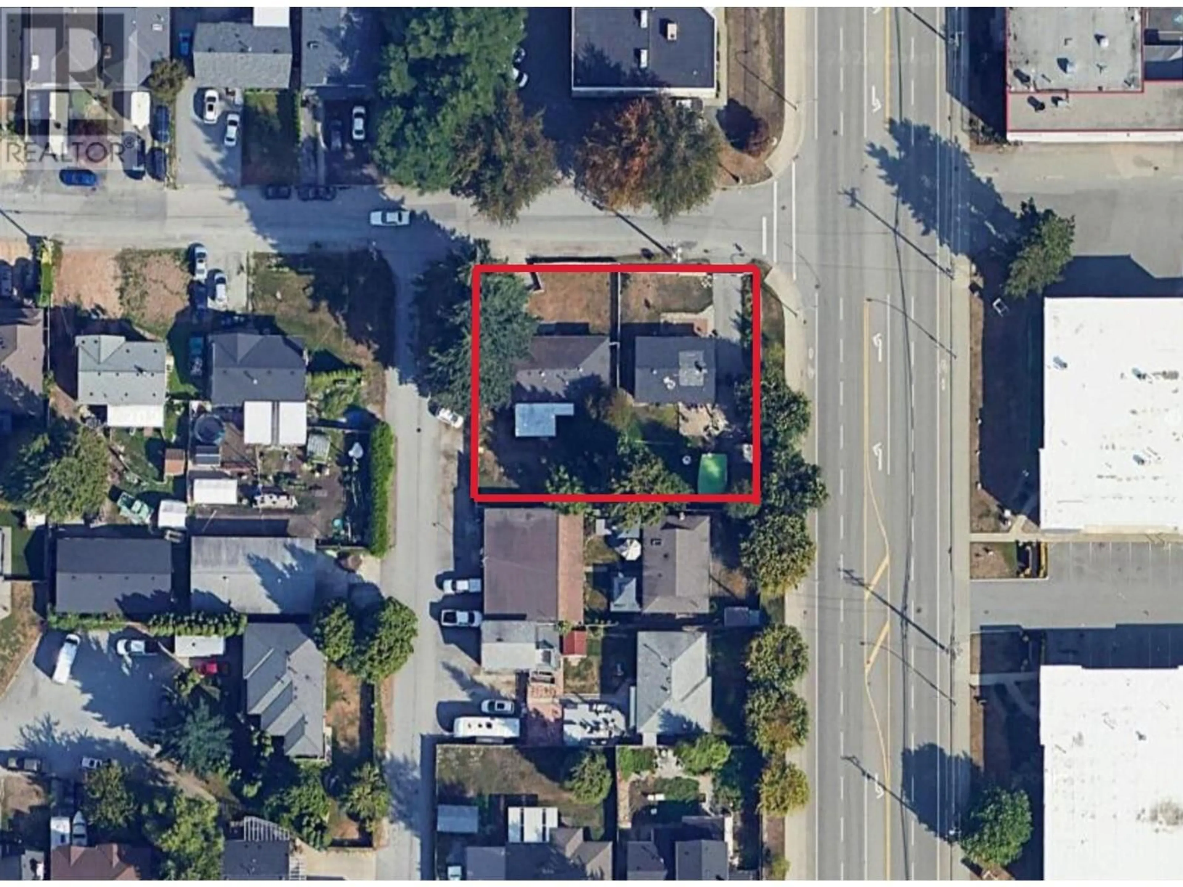 A pic from outside/outdoor area/front of a property/back of a property/a pic from drone, street for 1726 MORGAN AVENUE, Port Coquitlam British Columbia V3C1J5