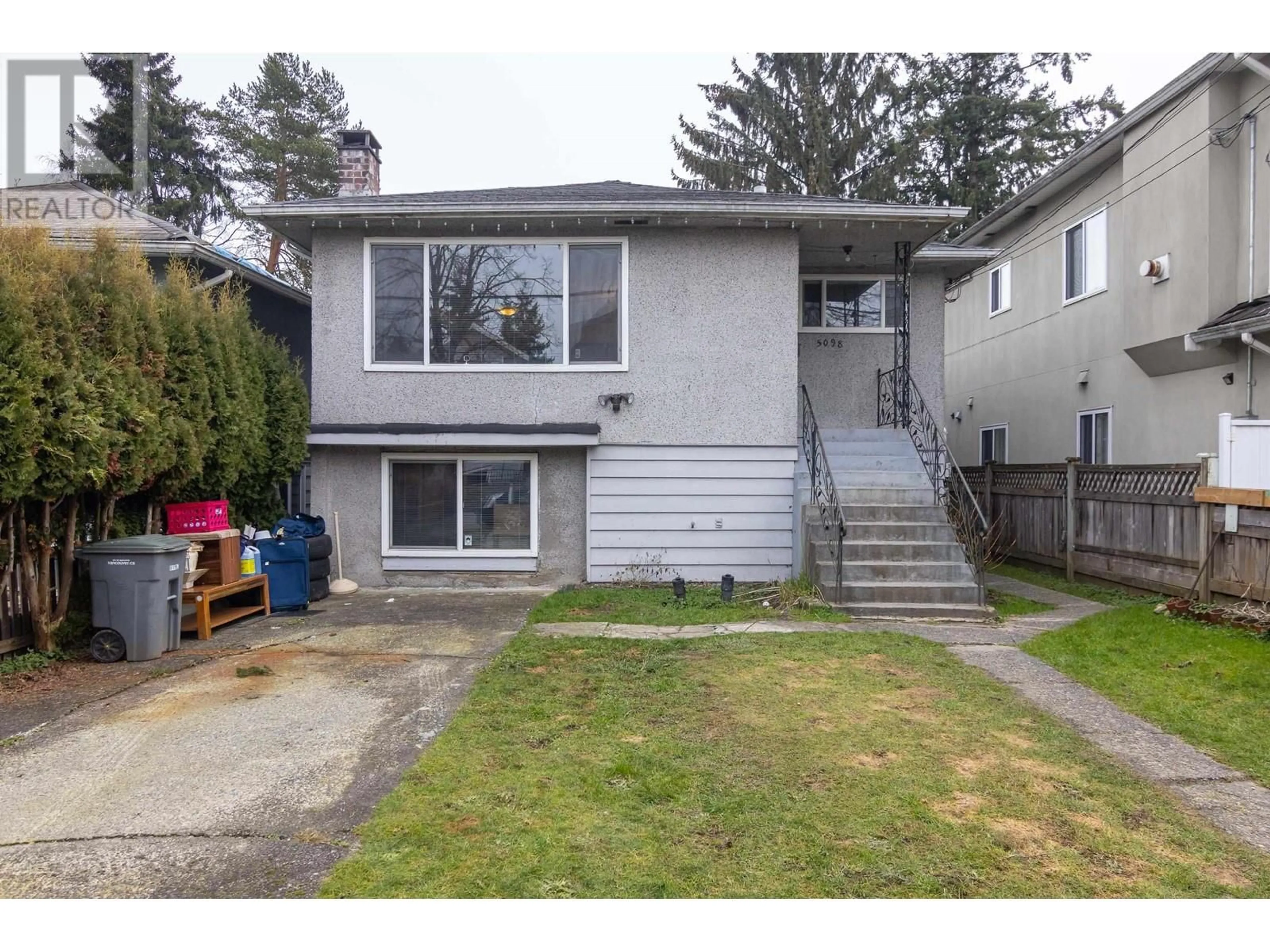 Home with vinyl exterior material, street for 5098 MOSS STREET, Vancouver British Columbia V5R3T7