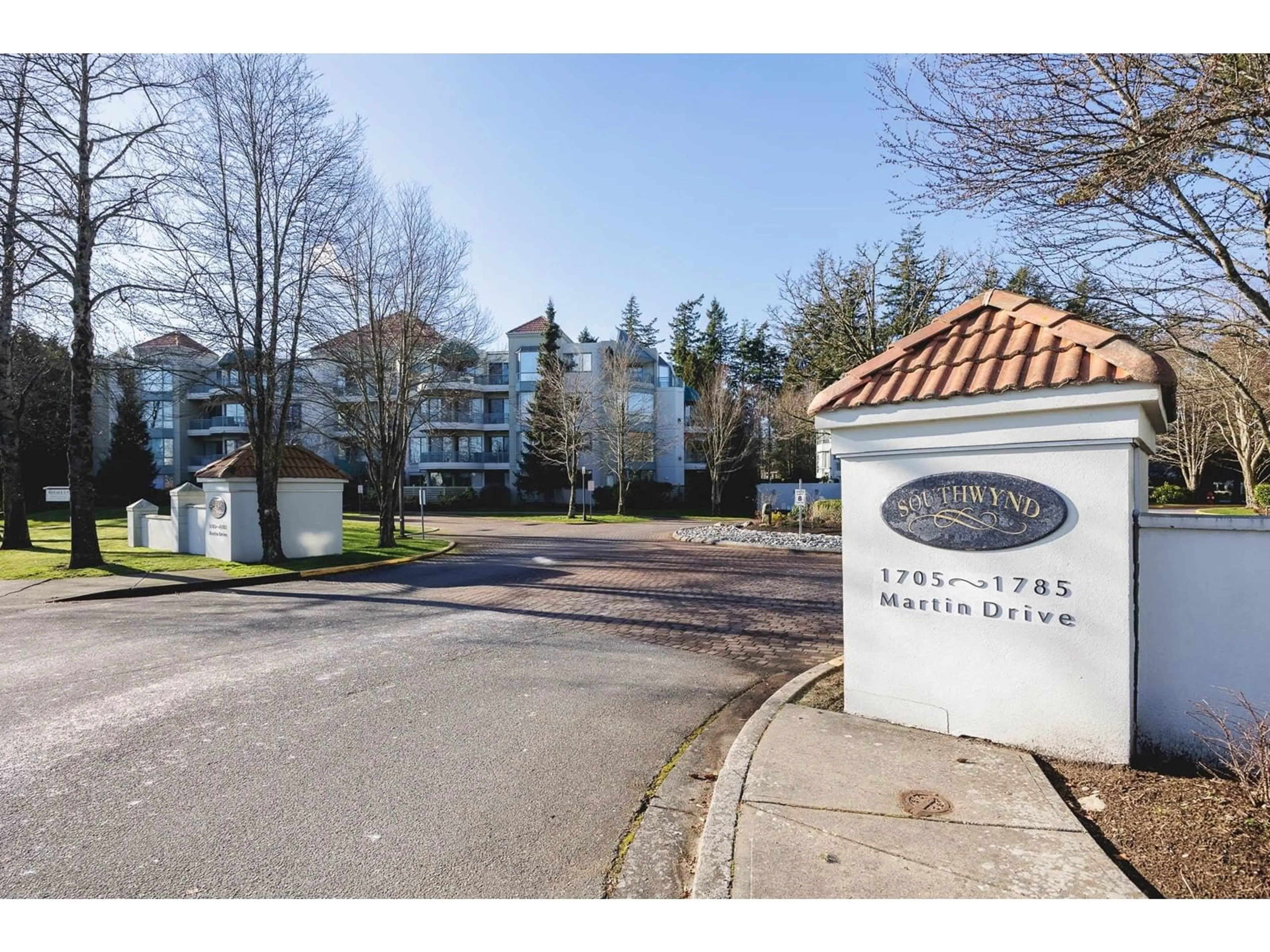 Unknown for 106 1765 MARTIN DRIVE, Surrey British Columbia V4A9T5