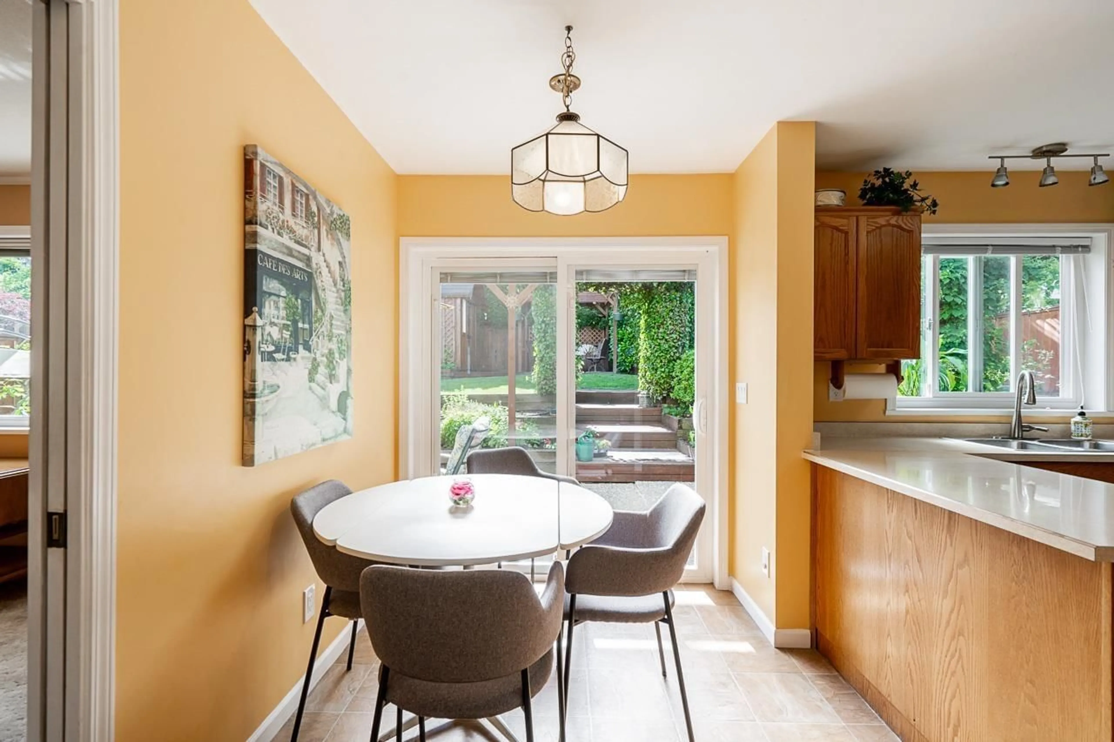 Dining room, ceramic/tile floor for 6625 WILLOUGHBY WAY, Langley British Columbia V2Y2W1