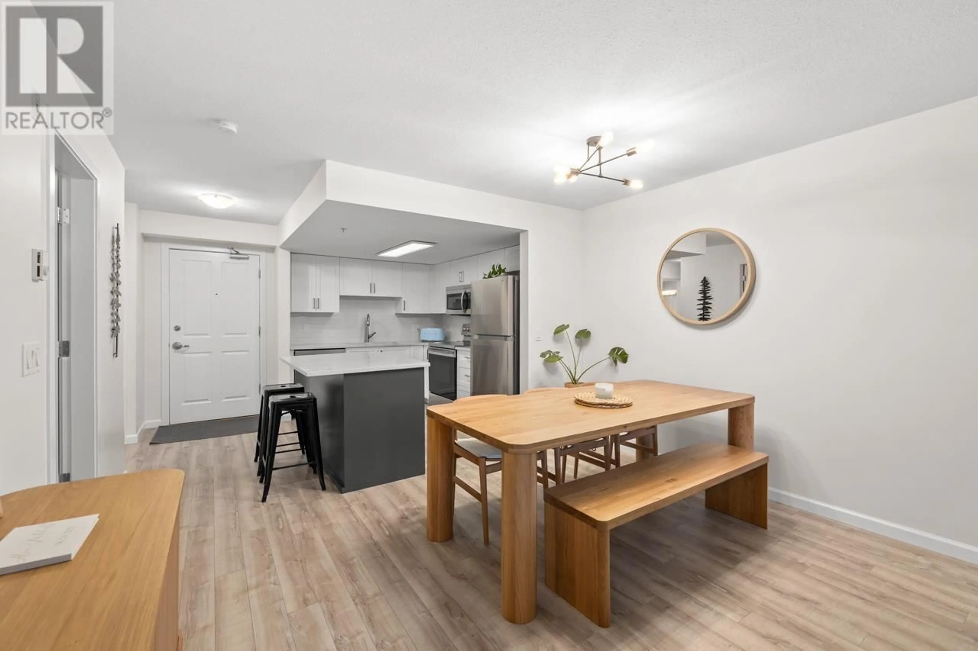 Open concept kitchen, wood/laminate floor for 103 285 NEWPORT DRIVE, Port Moody British Columbia V3H5J6