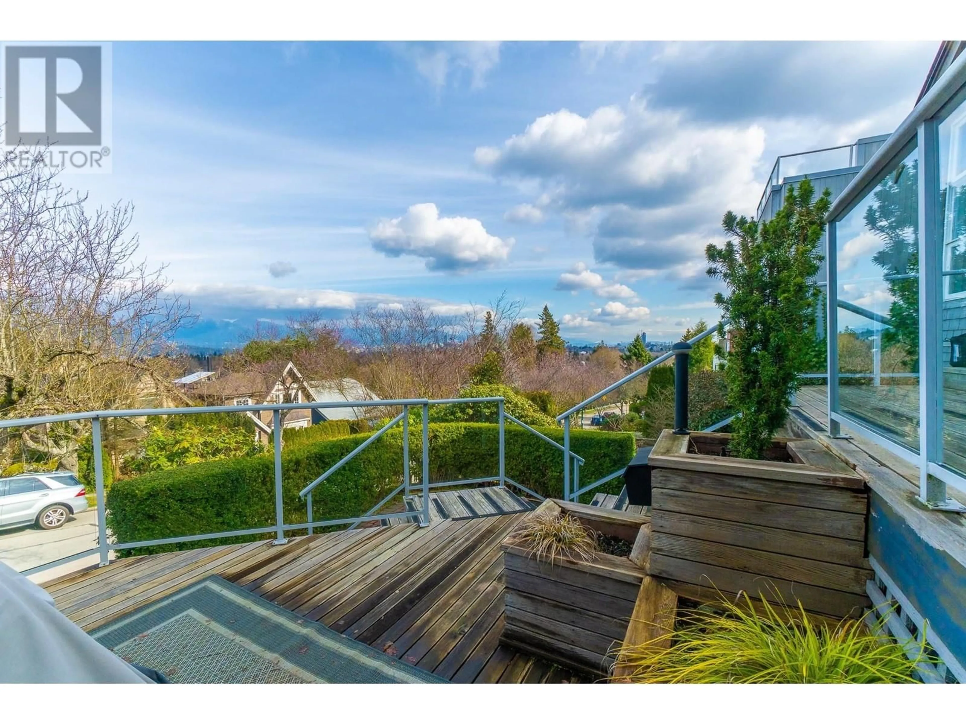 Patio, water/lake/river/ocean view for 3762 W 13TH AVENUE, Vancouver British Columbia V6R2S6