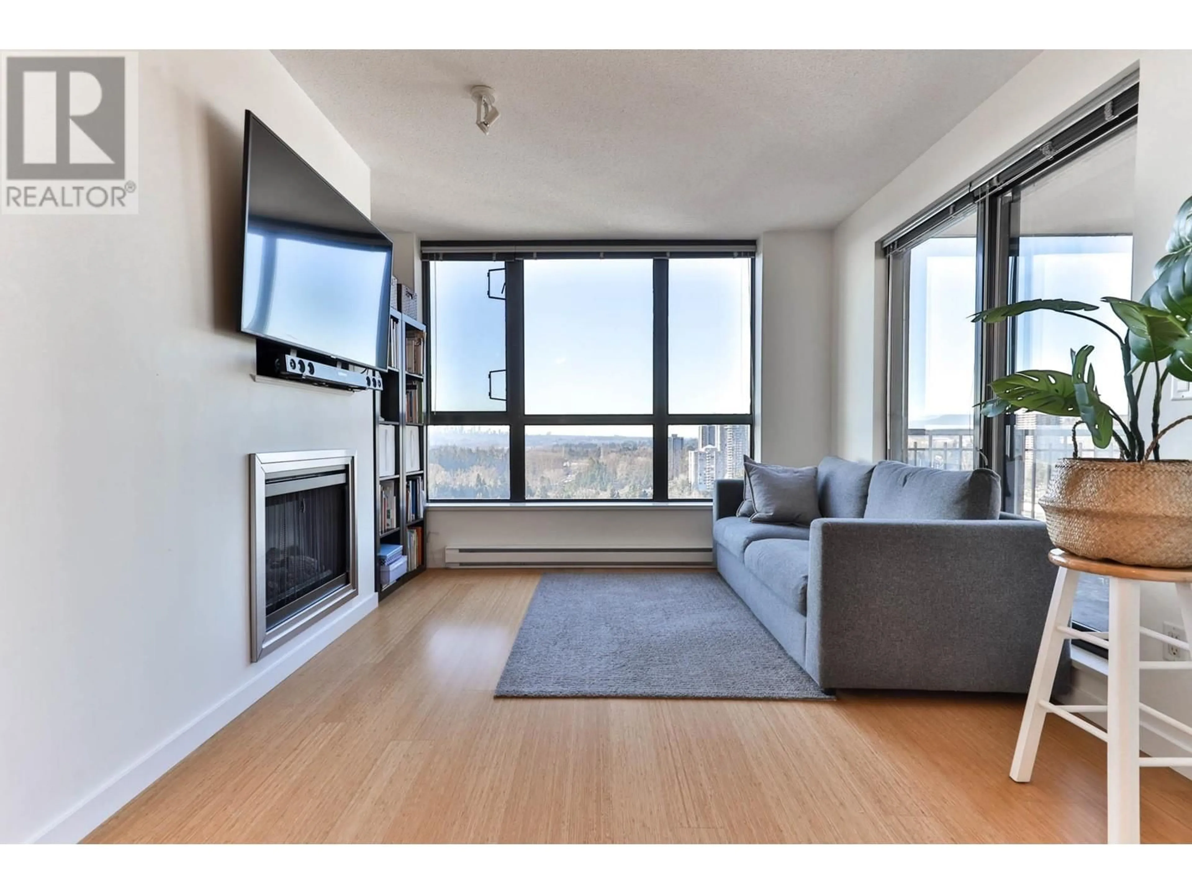 Living room with furniture, wood/laminate floor for 1902 511 ROCHESTER AVENUE, Coquitlam British Columbia V3K0A2