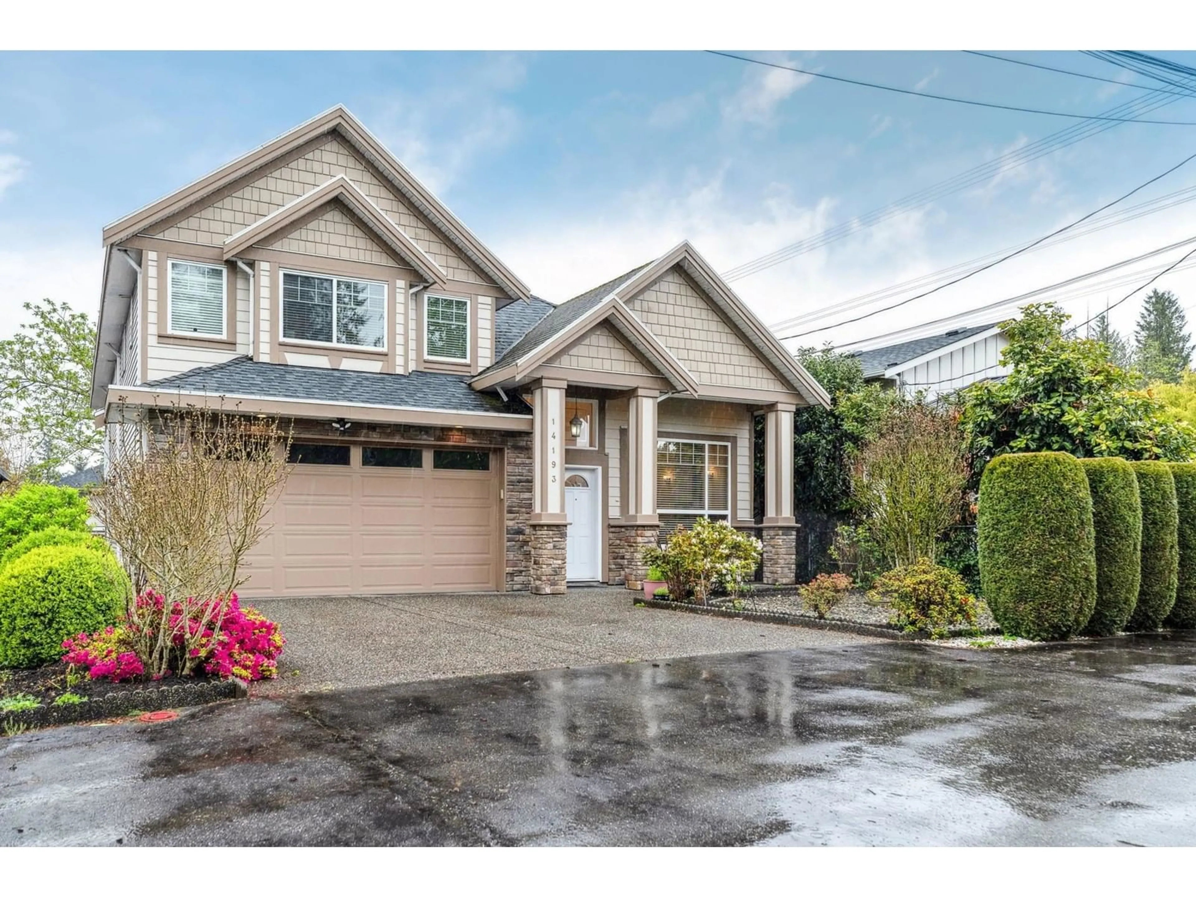 Home with vinyl exterior material, street for 14193 MELROSE, Surrey British Columbia V3R5R3
