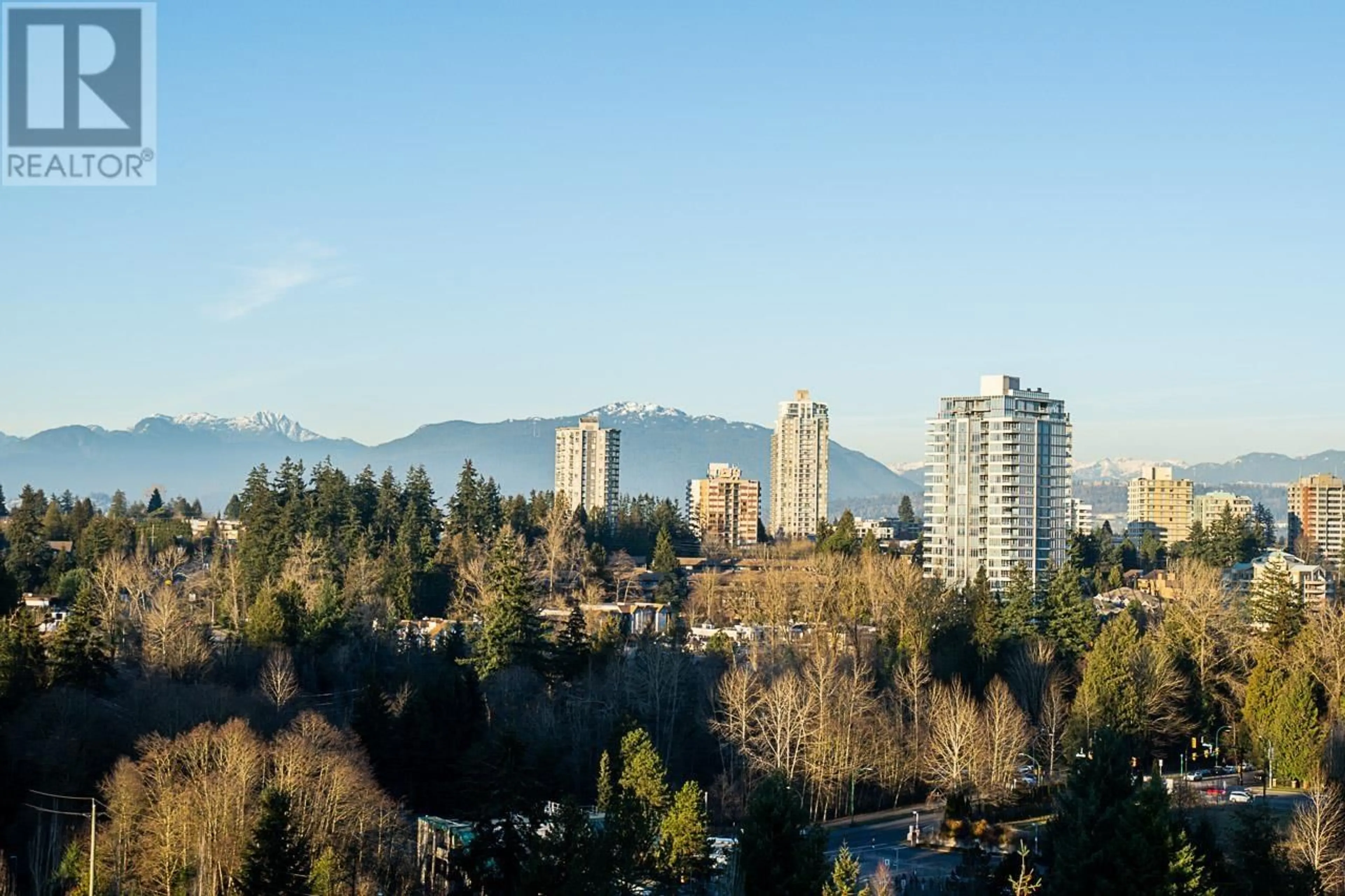 A pic from outside/outdoor area/front of a property/back of a property/a pic from drone, mountain view for 1504 6888 STATION HILL DRIVE, Burnaby British Columbia V3N4X5