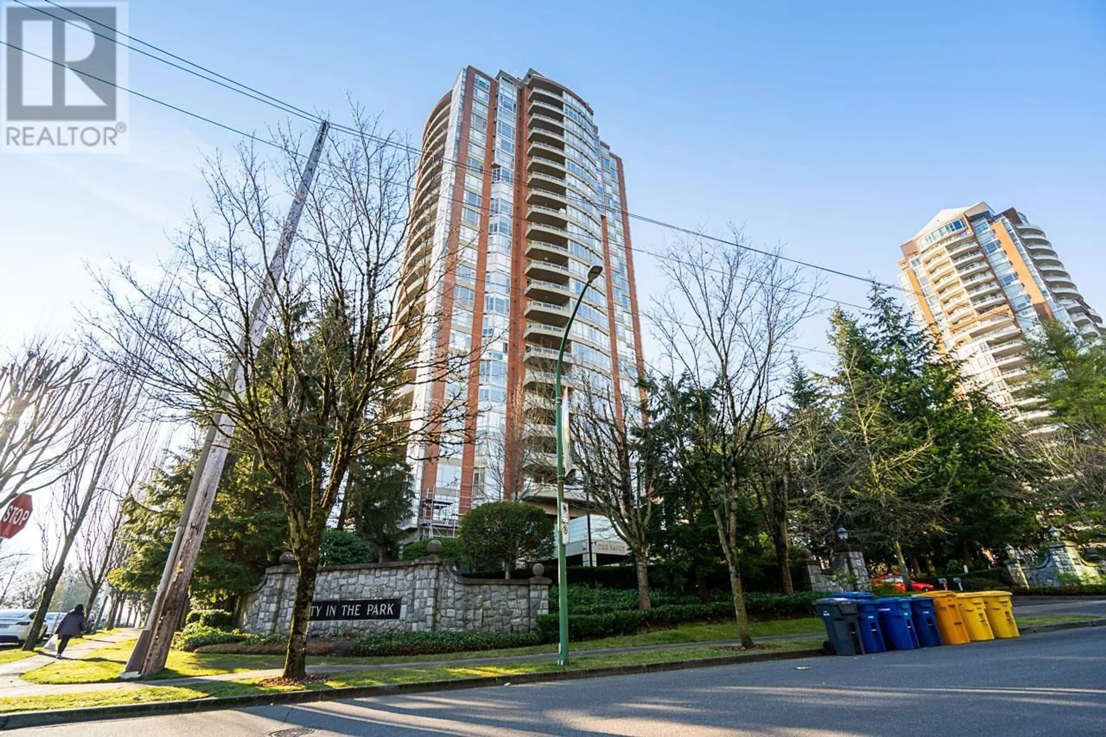 Unknown for 1504 6888 STATION HILL DRIVE, Burnaby British Columbia V3N4X5