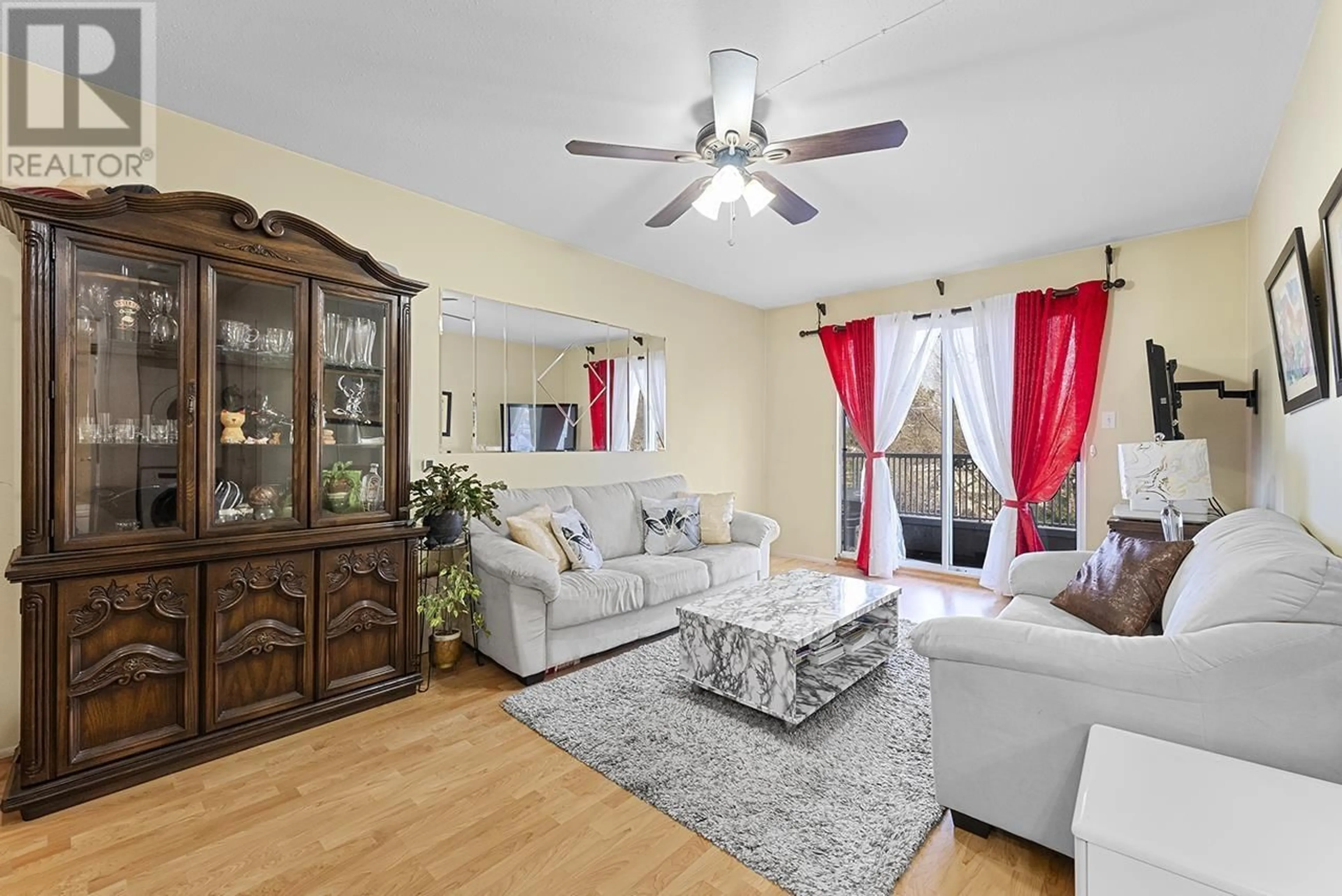 Living room with furniture, unknown for 302 - 458 43RD AVENUE, Vancouver British Columbia V5W1T4