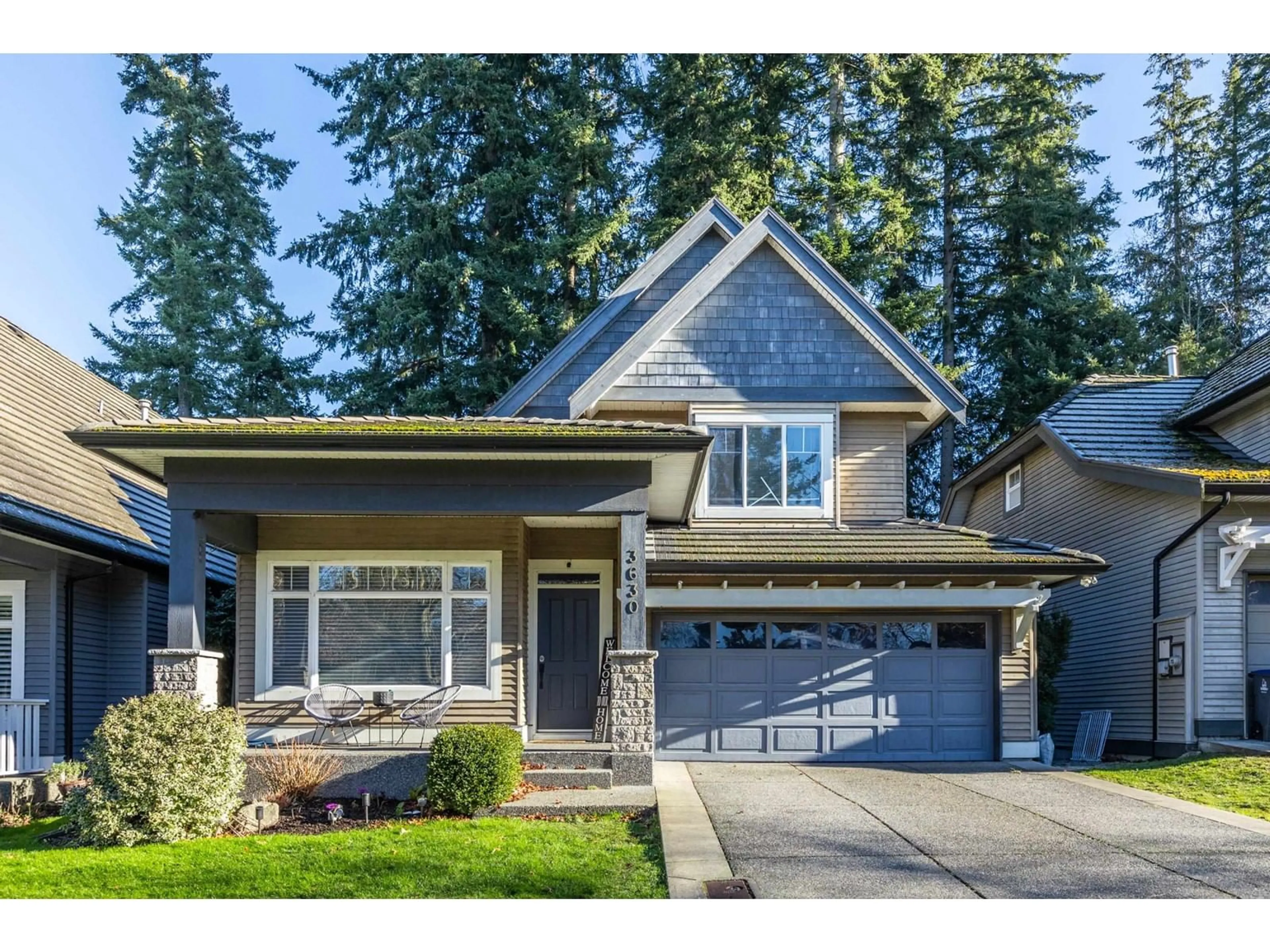 Home with vinyl exterior material, street for 3630 154TH STREET, Surrey British Columbia V3Z0H3