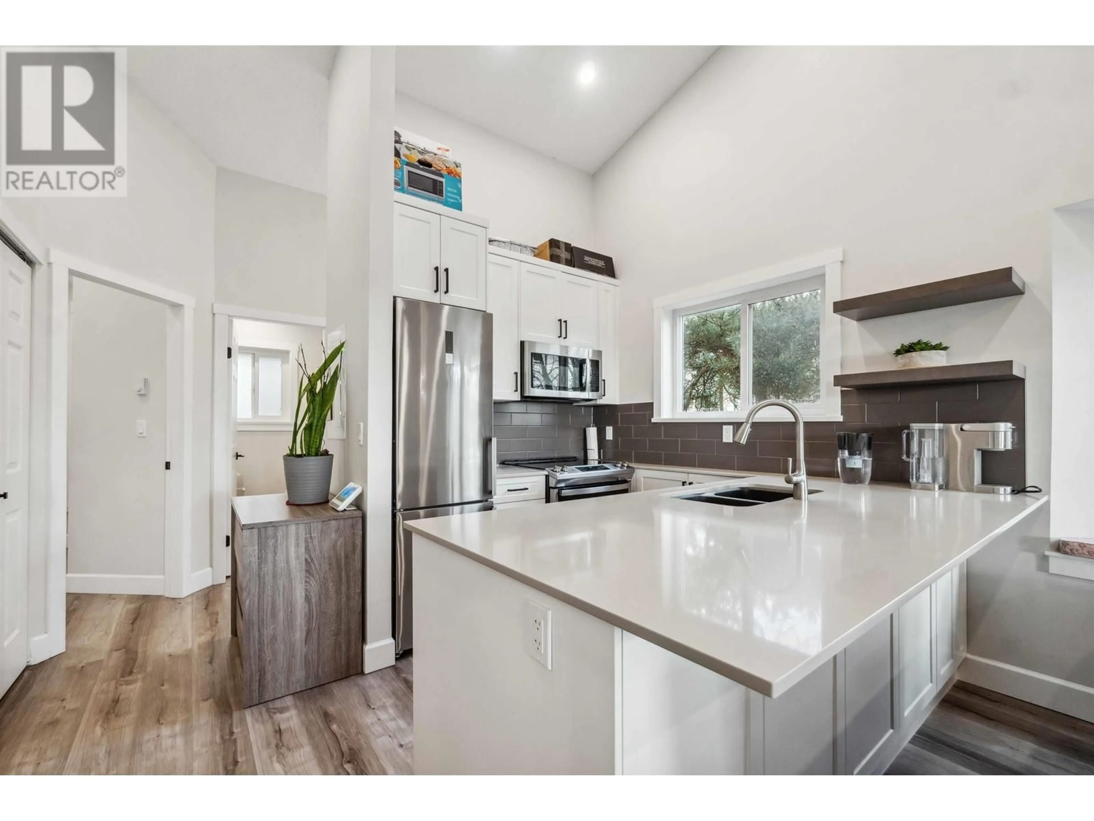 Open concept kitchen, unknown for 306 11726 225 STREET, Maple Ridge British Columbia V2X6E4