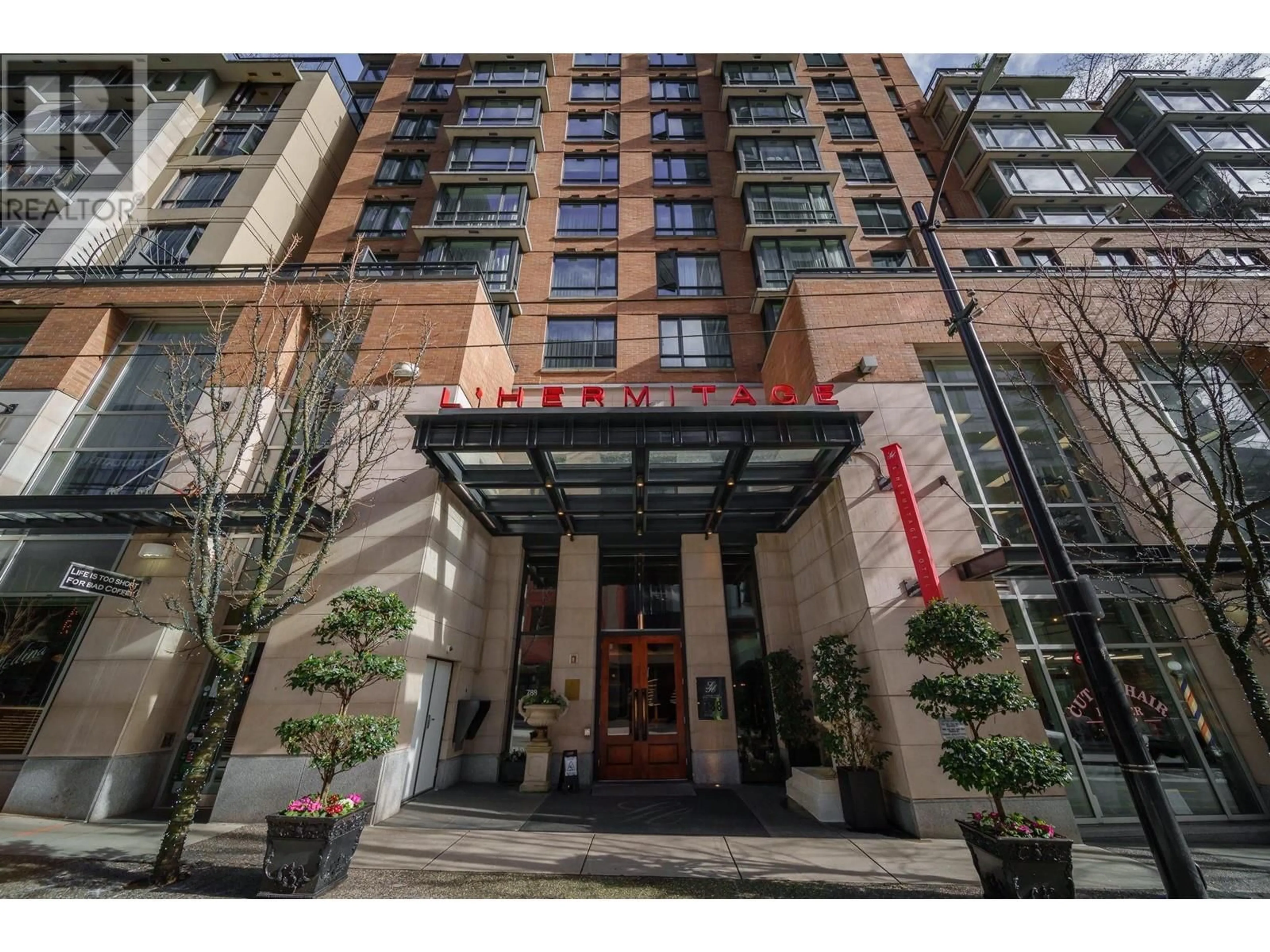 Indoor foyer for 1107 788 RICHARDS STREET, Vancouver British Columbia V6B0C7