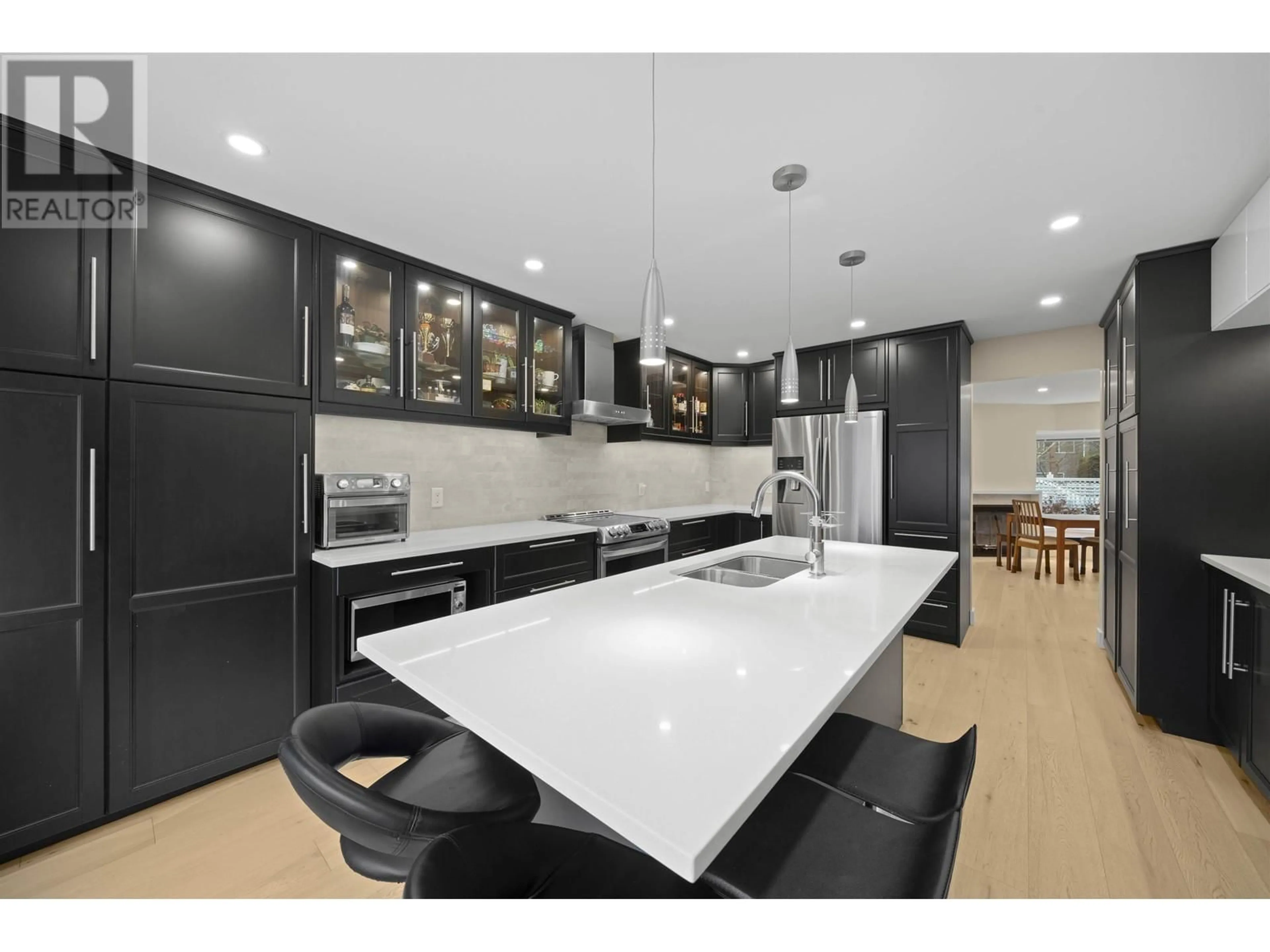 Contemporary kitchen, unknown for 3312 FLAGSTAFF PLACE, Vancouver British Columbia V5S4K8