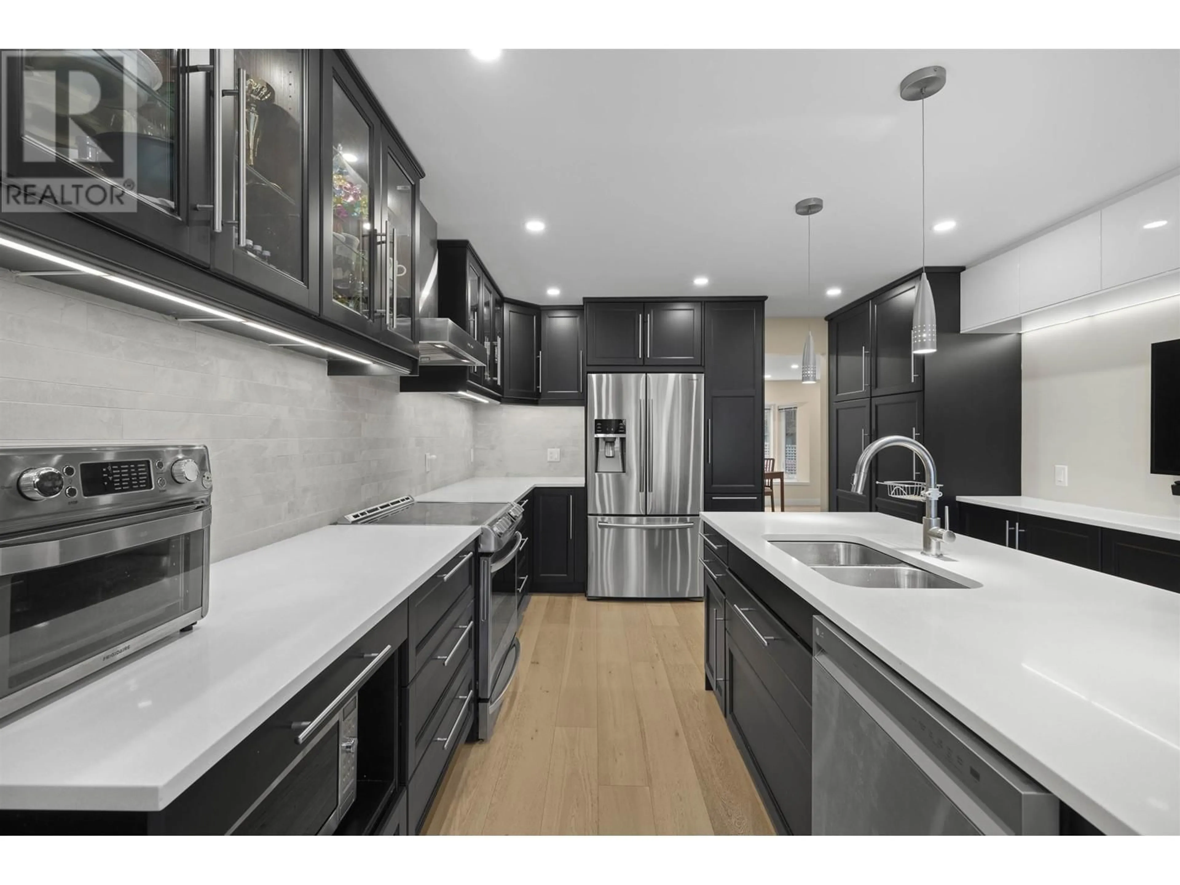 Open concept kitchen, ceramic/tile floor for 3312 FLAGSTAFF PLACE, Vancouver British Columbia V5S4K8