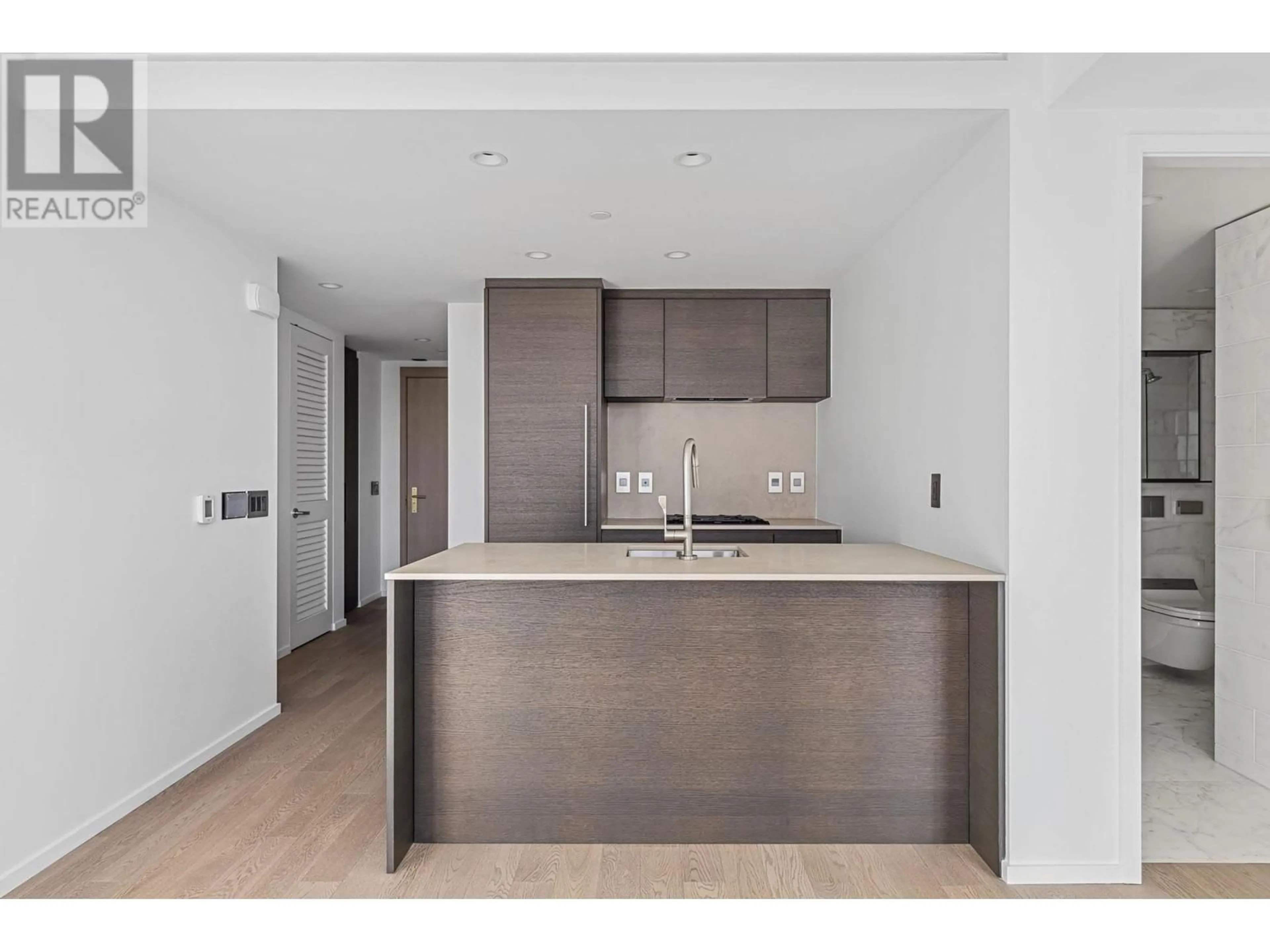 Open concept kitchen, unknown for 1901 - 1408 ROBSON STREET, Vancouver British Columbia V6G1B9