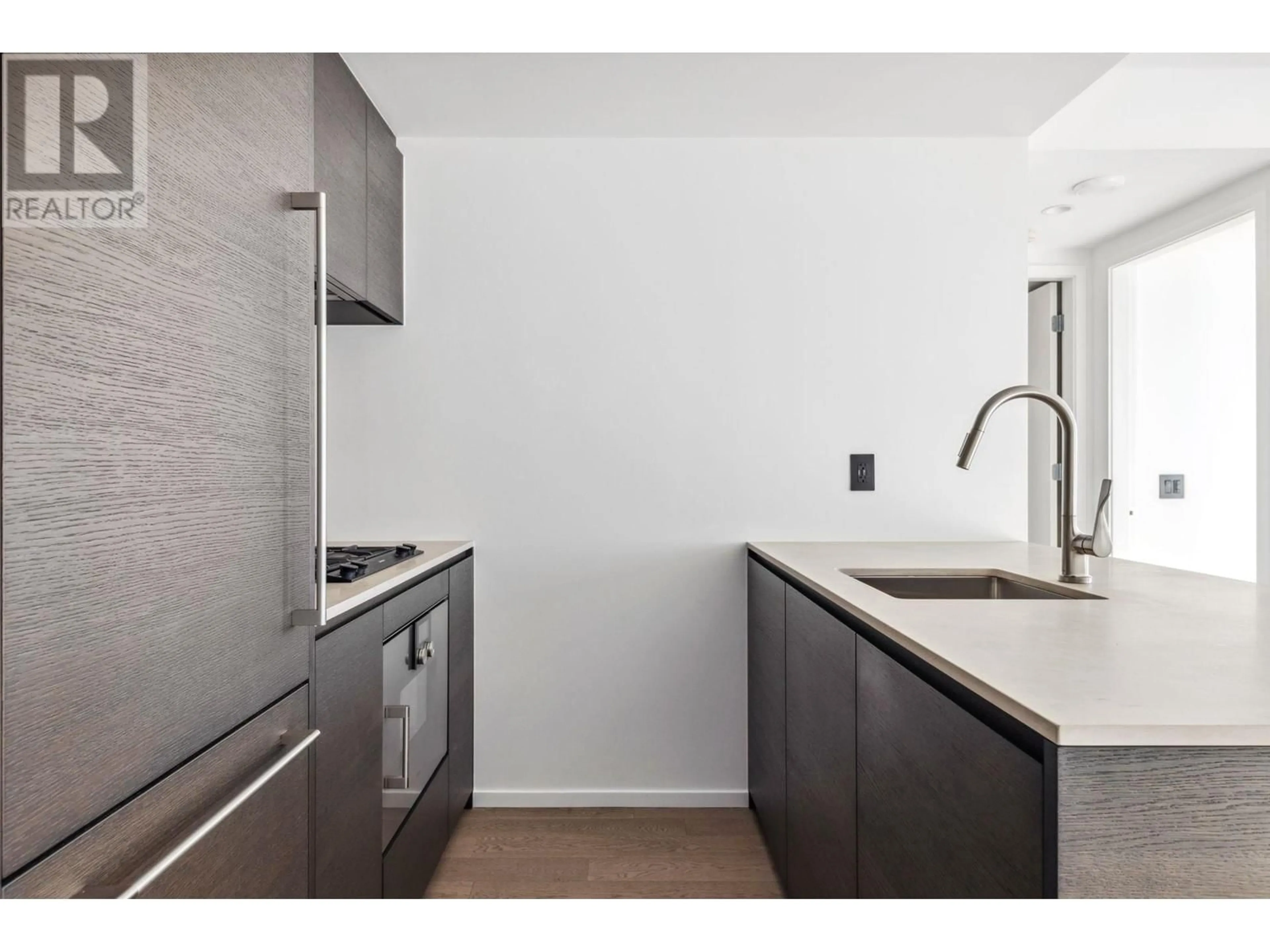 Standard kitchen, unknown for 1901 - 1408 ROBSON STREET, Vancouver British Columbia V6G1B9