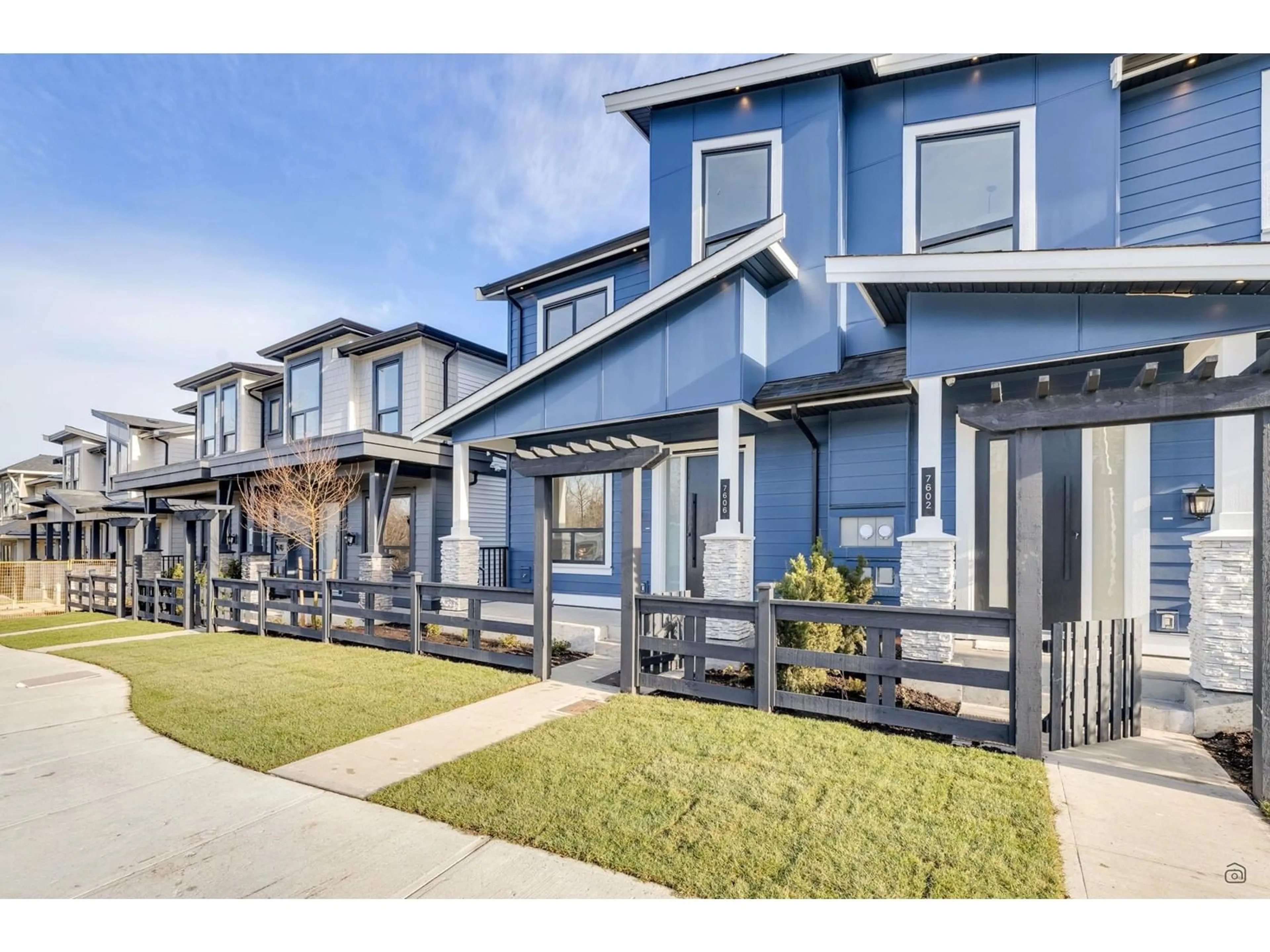 Home with vinyl exterior material, street for 7606 196, Langley British Columbia V2Y3V2