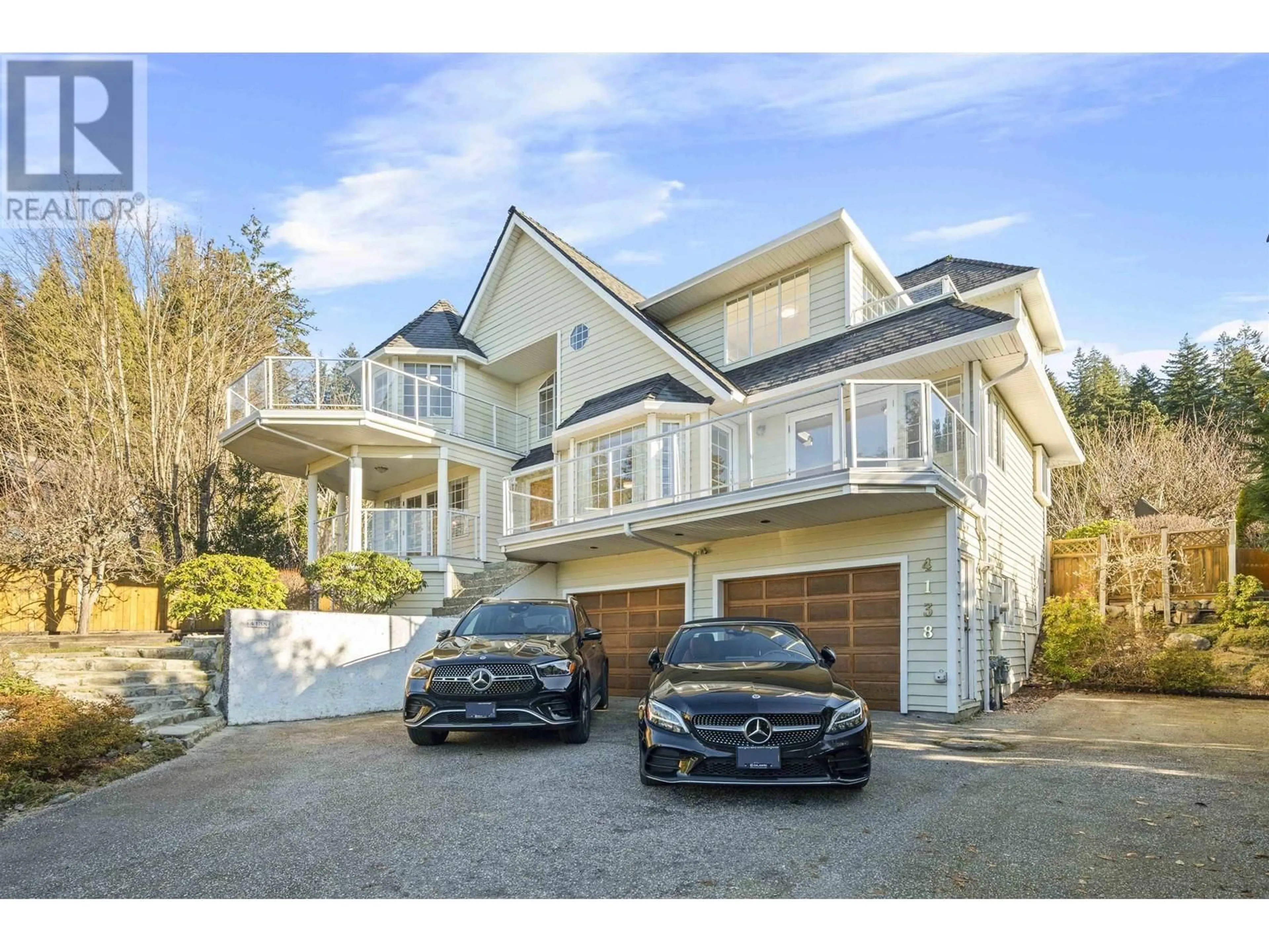 Unknown for 4138 ST. GEORGES AVENUE, North Vancouver British Columbia V7N1W8