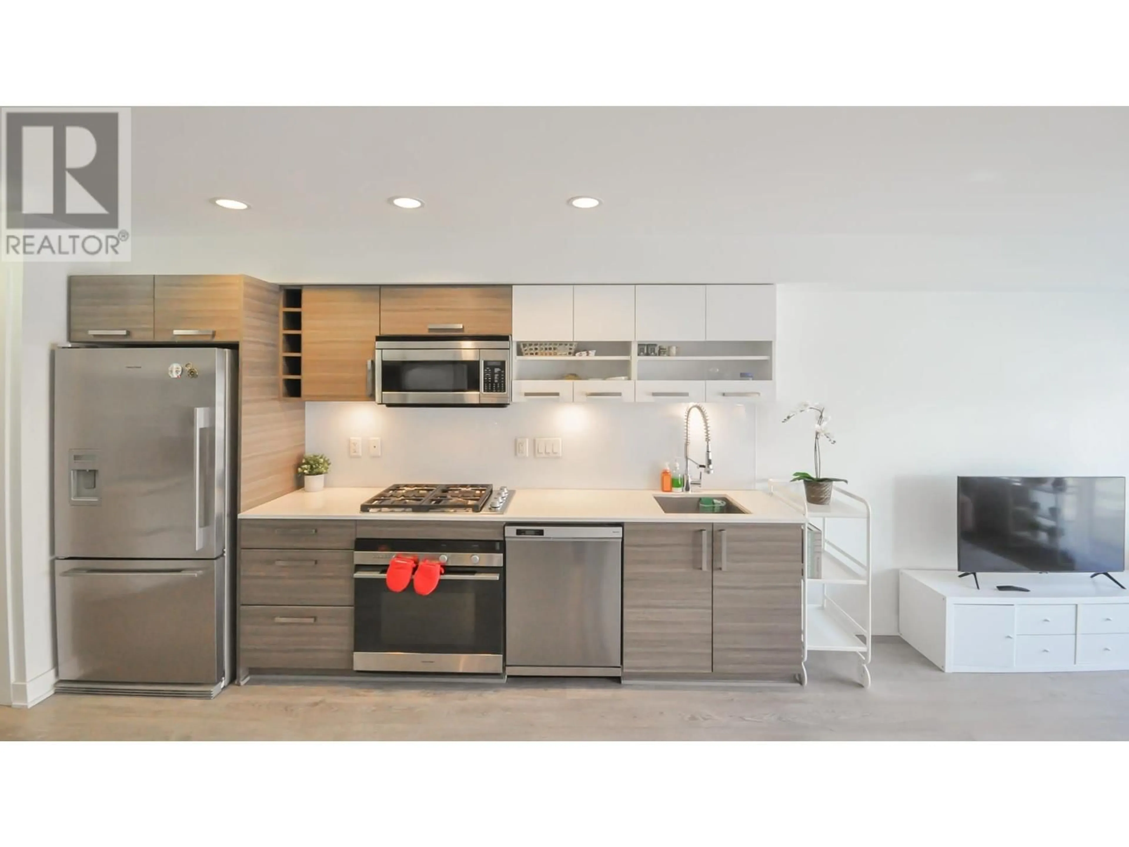 Contemporary kitchen, ceramic/tile floor for 202 2858 W 4TH AVENUE, Vancouver British Columbia V6K1R2